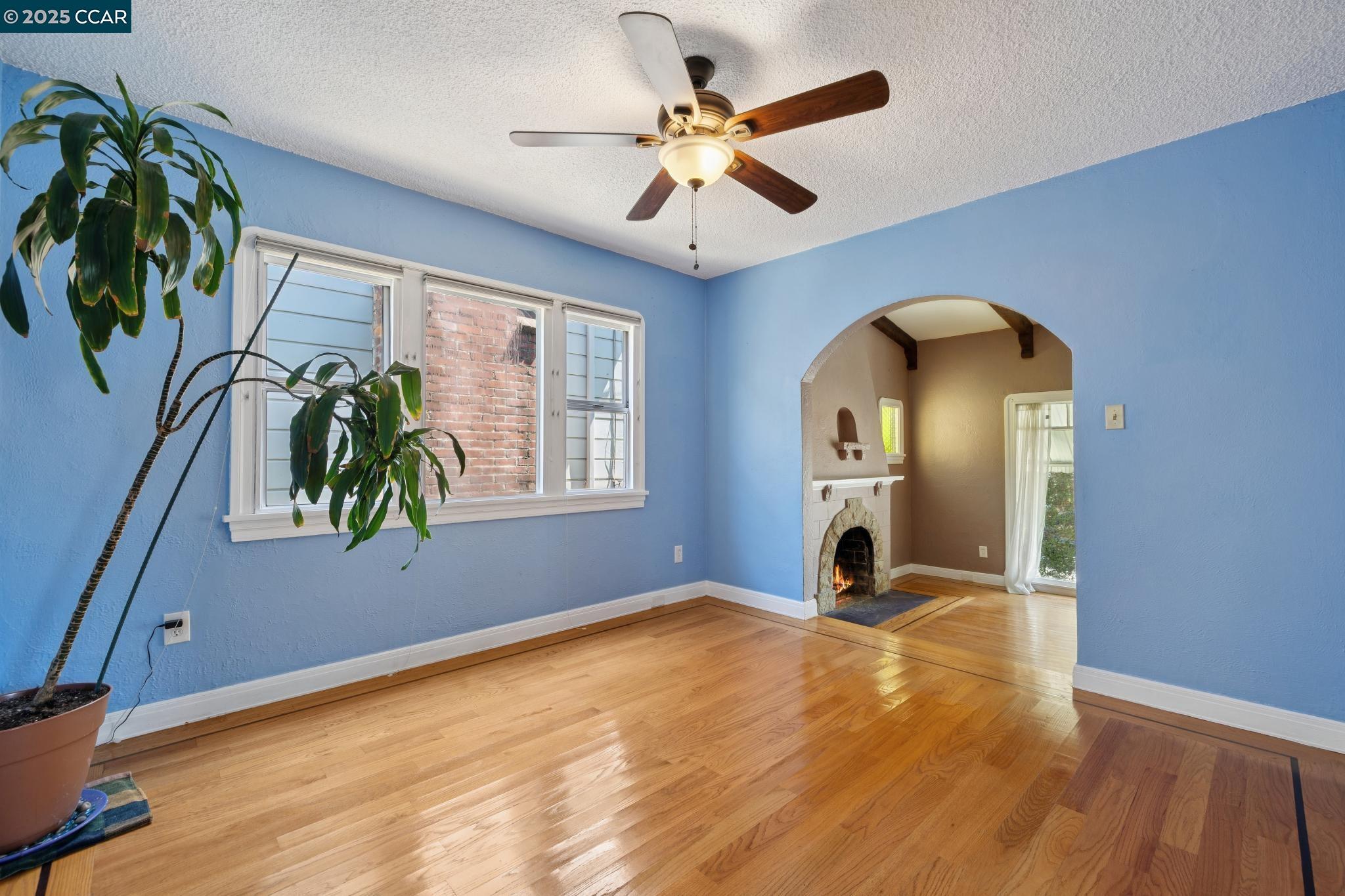 3616 Wisconsin St, Oakland, California 94619, 2 Bedrooms Bedrooms, 5 Rooms Rooms,1 BathroomBathrooms,Residential,For Sale,3616 Wisconsin St,41103435