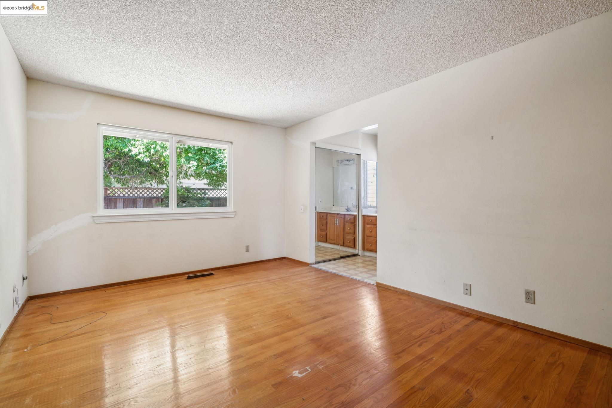 Detail Gallery Image 17 of 34 For 1401 Lemos Ln, Fremont,  CA 94539 - 3 Beds | 2 Baths