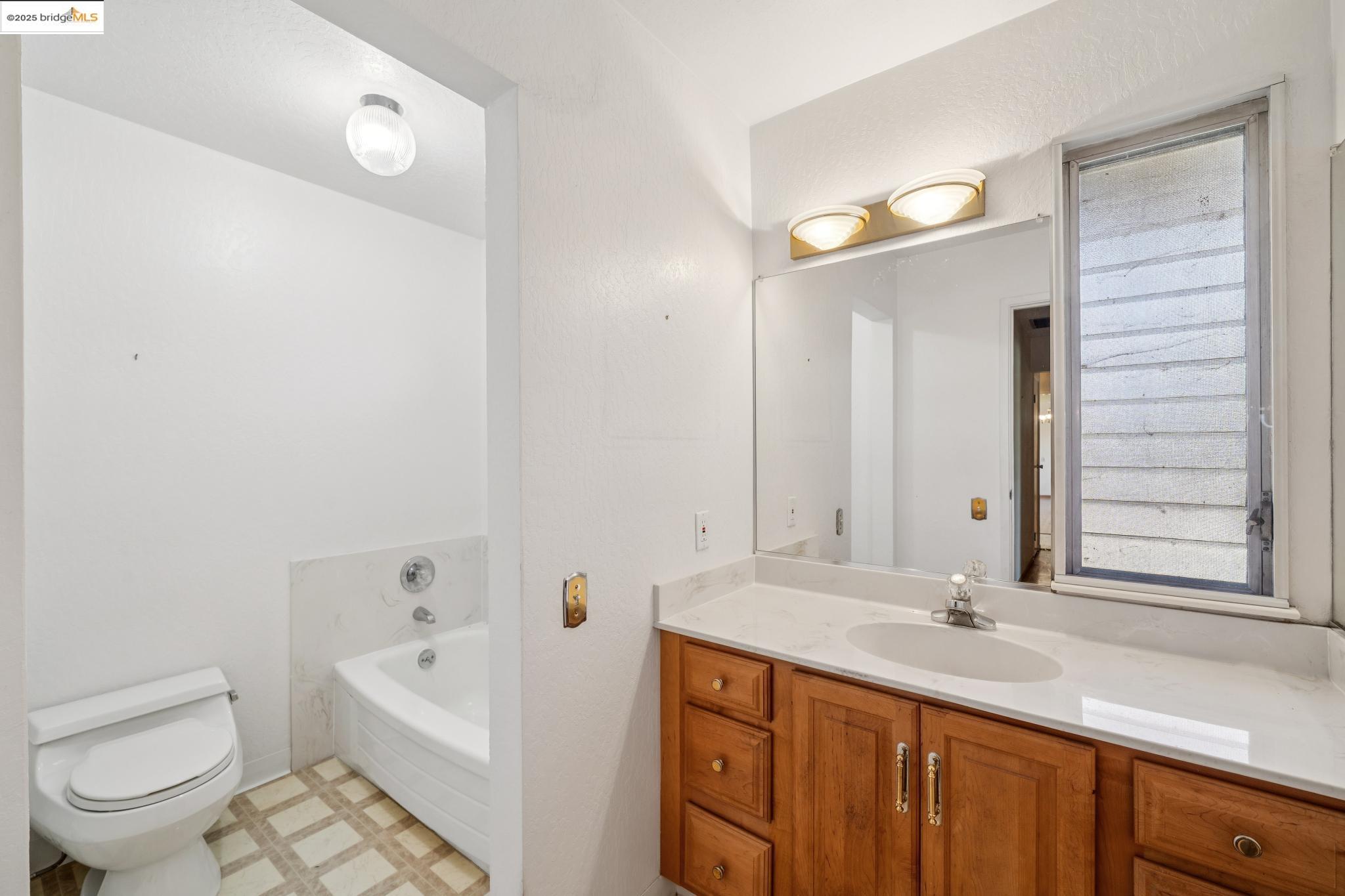 Detail Gallery Image 23 of 34 For 1401 Lemos Ln, Fremont,  CA 94539 - 3 Beds | 2 Baths