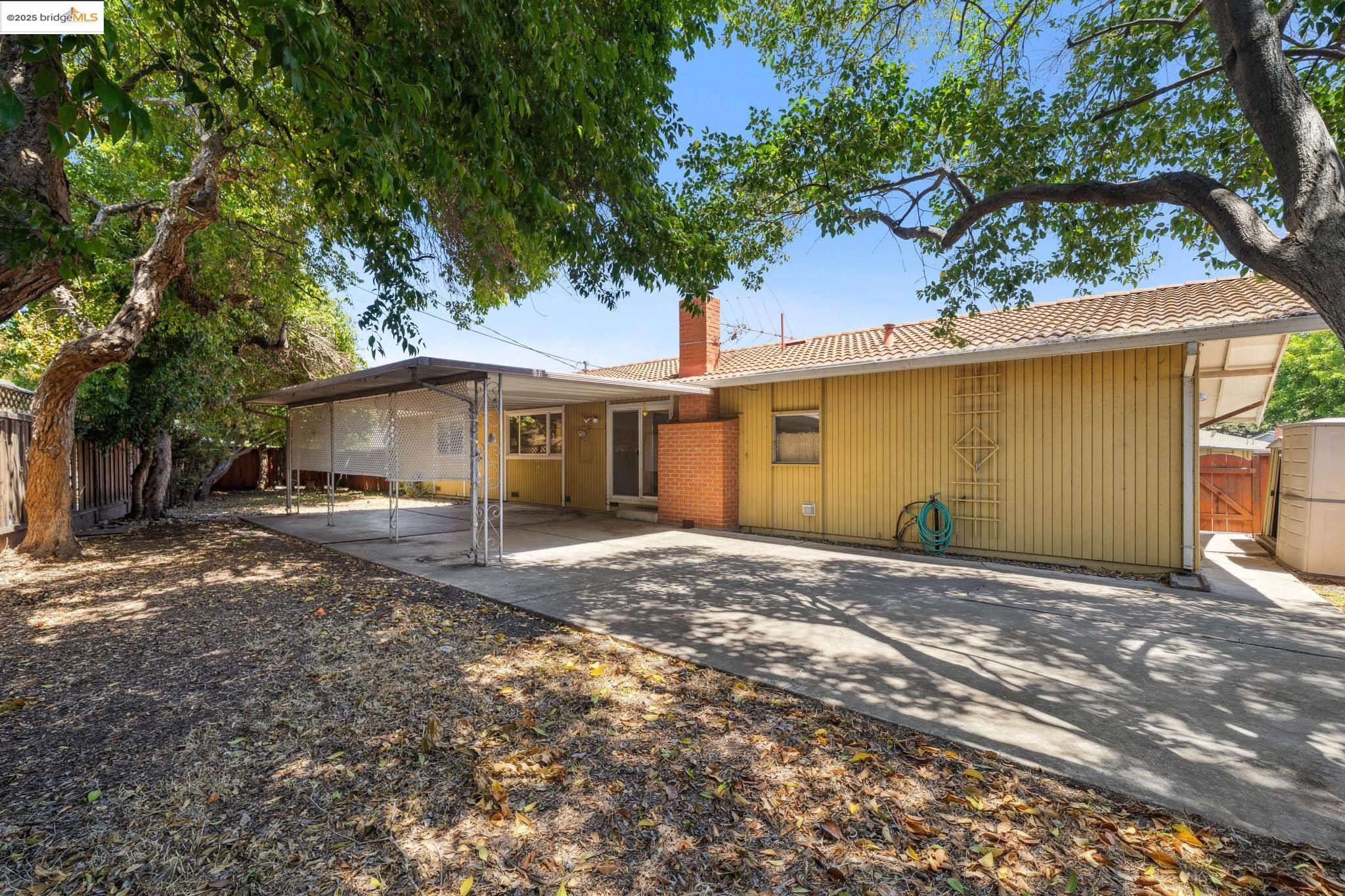 Detail Gallery Image 30 of 34 For 1401 Lemos Ln, Fremont,  CA 94539 - 3 Beds | 2 Baths