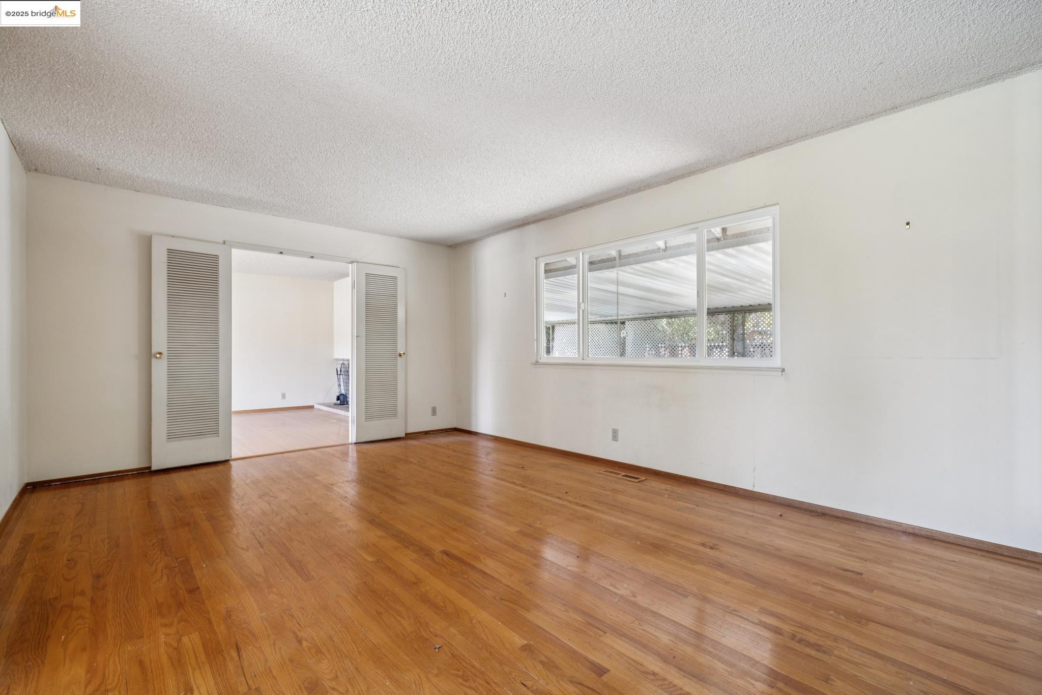 Detail Gallery Image 6 of 34 For 1401 Lemos Ln, Fremont,  CA 94539 - 3 Beds | 2 Baths