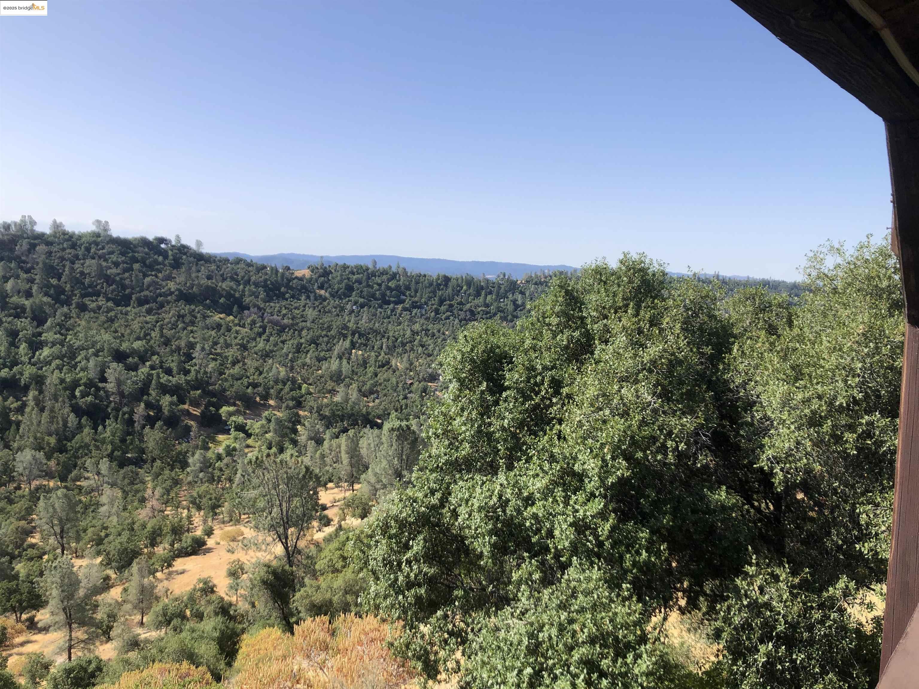 Detail Gallery Image 5 of 52 For 21239 Pokie Dr., Soulsbyville,  CA 95372 - 3 Beds | 2 Baths