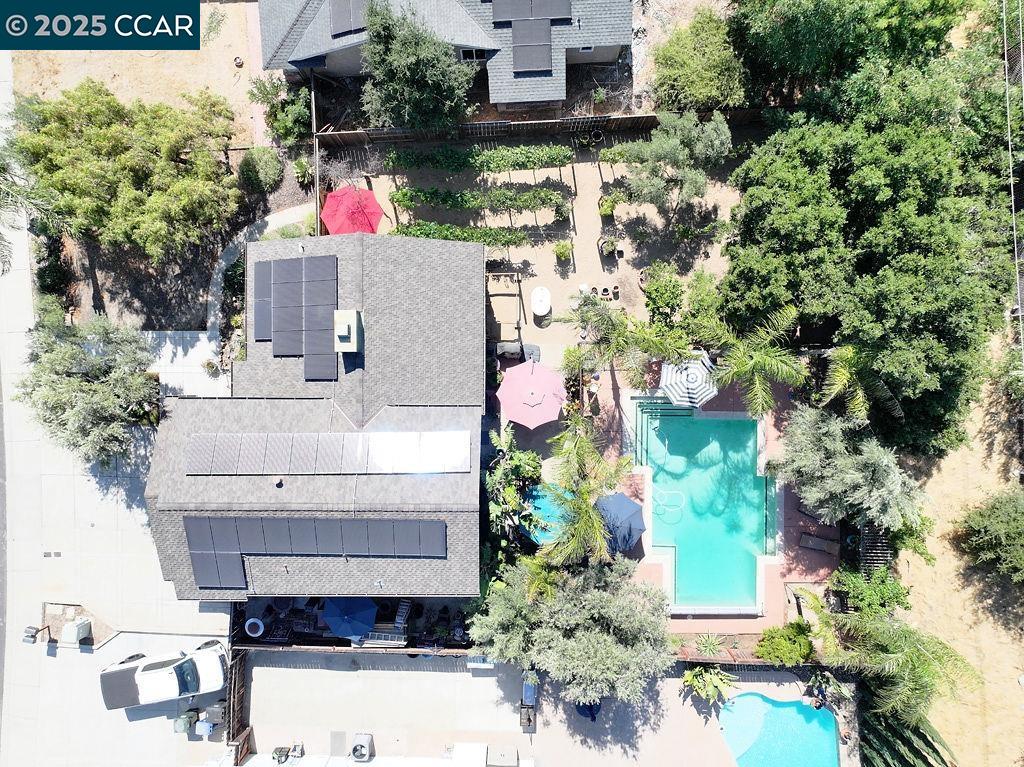 Detail Gallery Image 31 of 35 For 1050 Woodglen, Oakley,  CA 94561 - 4 Beds | 3 Baths
