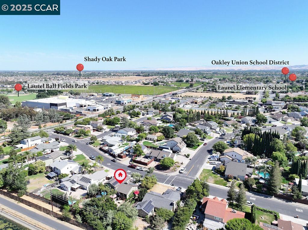 Detail Gallery Image 34 of 35 For 1050 Woodglen, Oakley,  CA 94561 - 4 Beds | 3 Baths