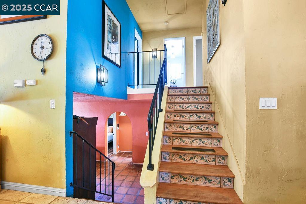 Detail Gallery Image 9 of 35 For 1050 Woodglen, Oakley,  CA 94561 - 4 Beds | 3 Baths