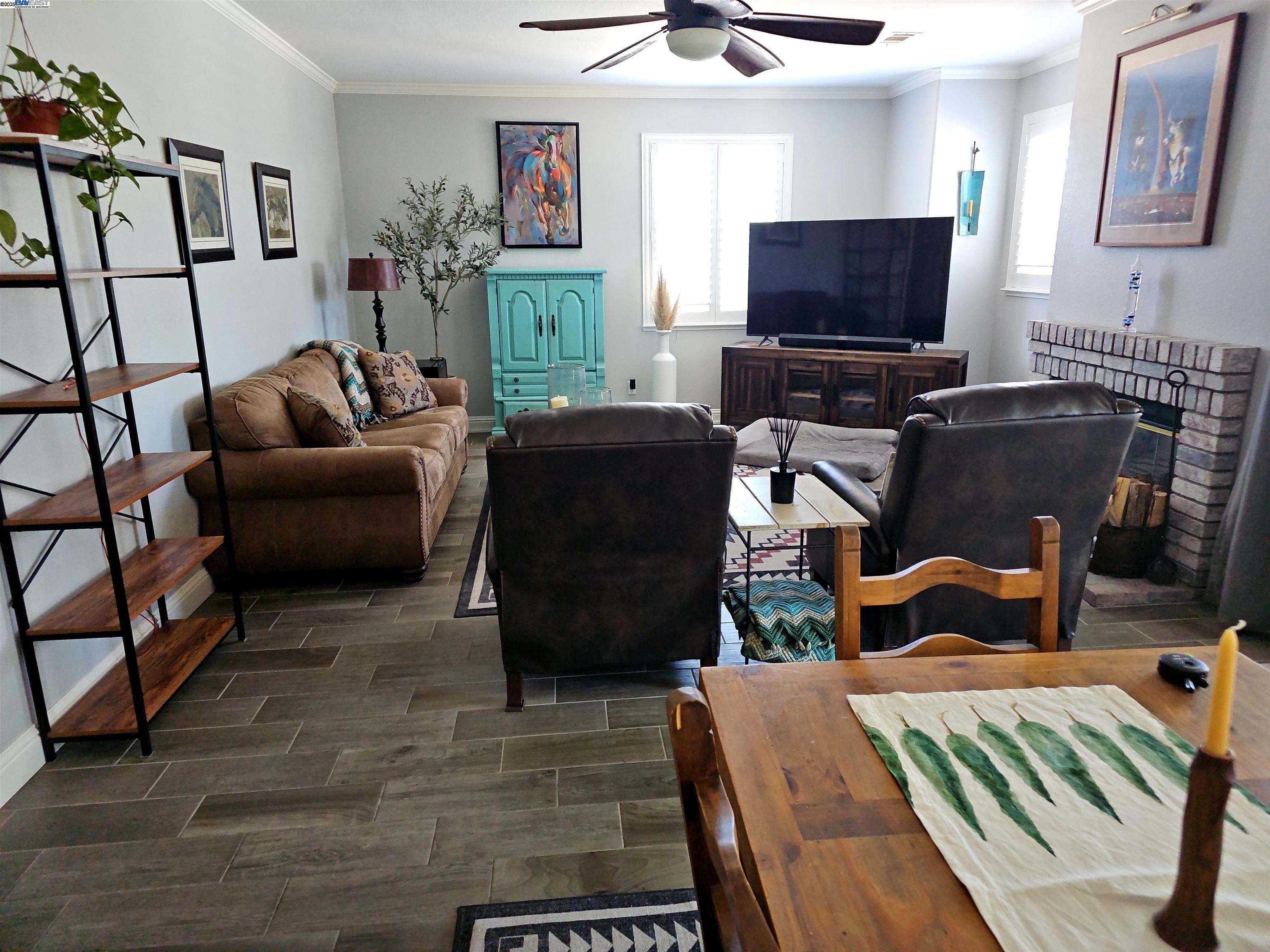 Detail Gallery Image 13 of 60 For 4020 Haley Ct, Oakley,  CA 94561 - 3 Beds | 2/1 Baths