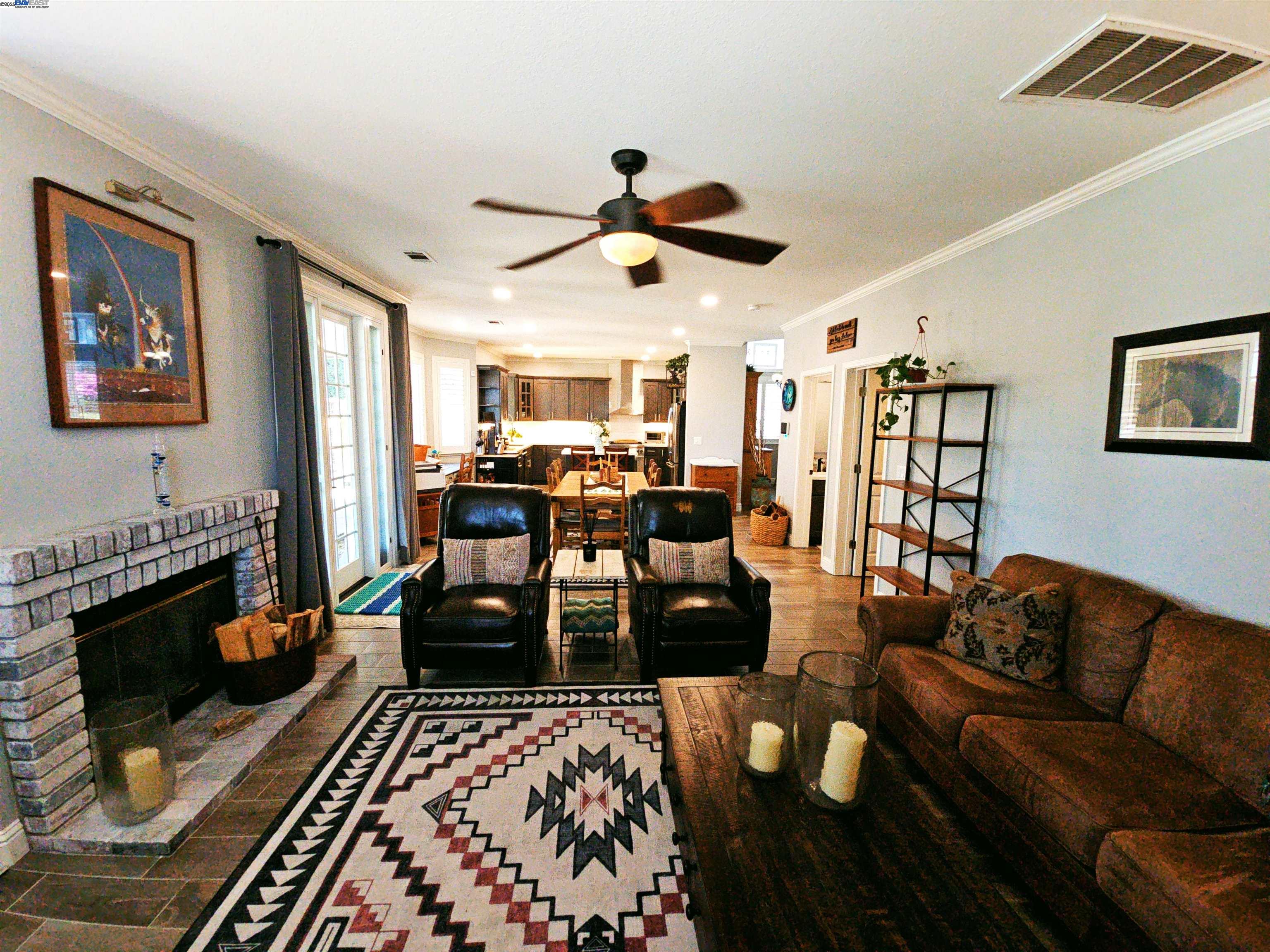Detail Gallery Image 14 of 60 For 4020 Haley Ct, Oakley,  CA 94561 - 3 Beds | 2/1 Baths