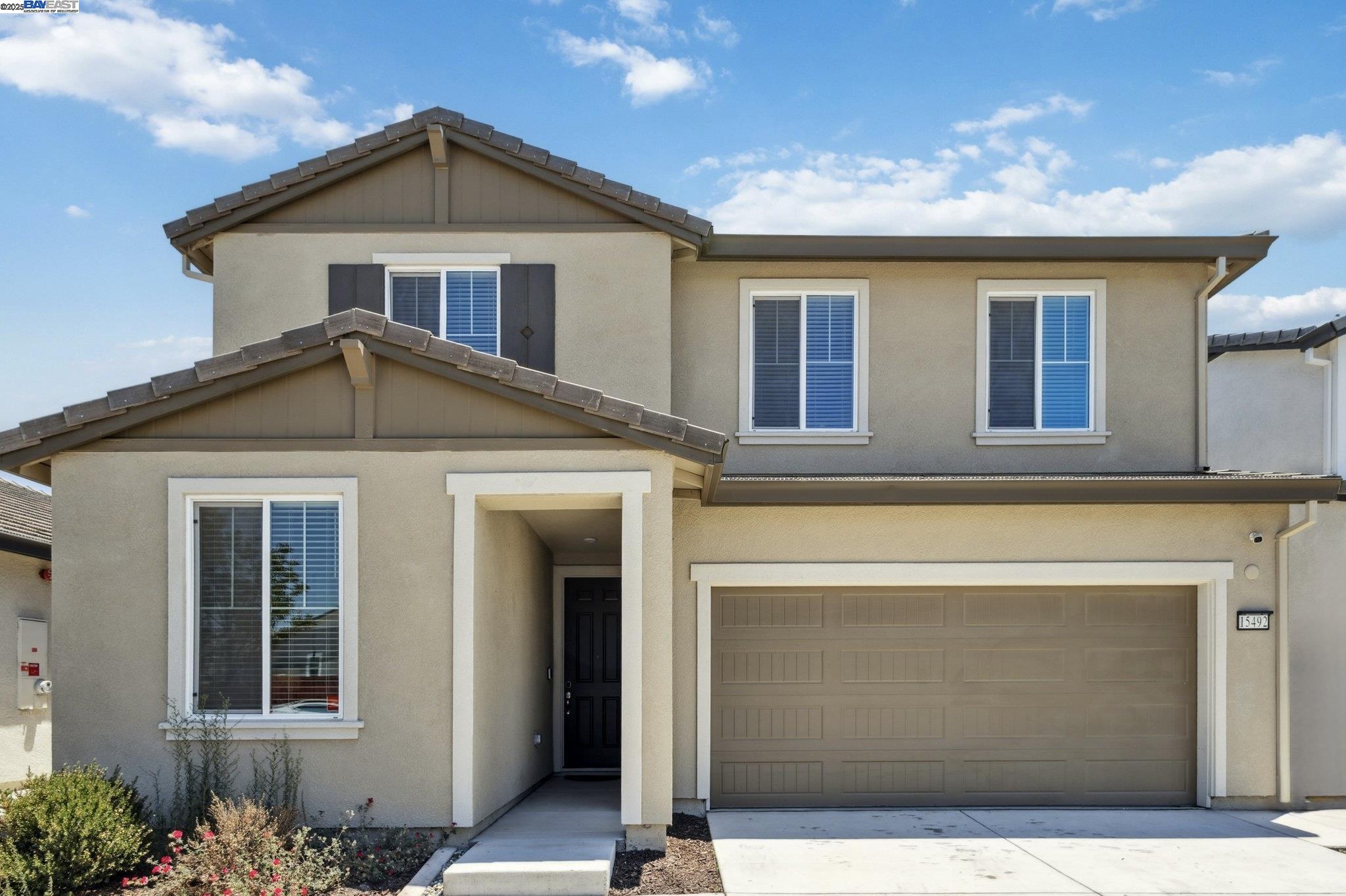 Detail Gallery Image 1 of 44 For 15492 Warbler Pl, Lathrop,  CA 95330 - 4 Beds | 3 Baths