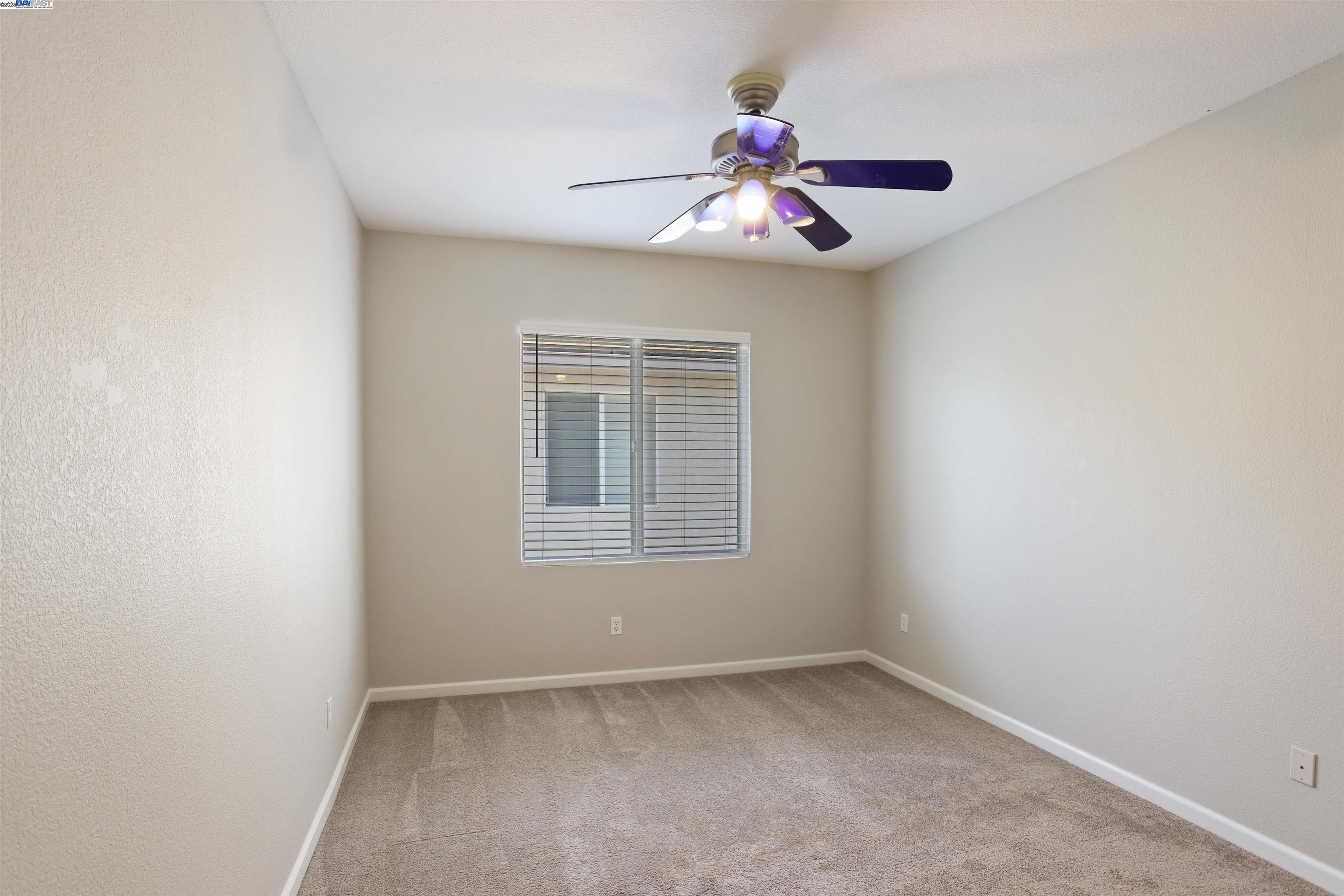 Detail Gallery Image 23 of 43 For 1841 Oregano Way, Tracy,  CA 95376-6727 - 5 Beds | 3 Baths