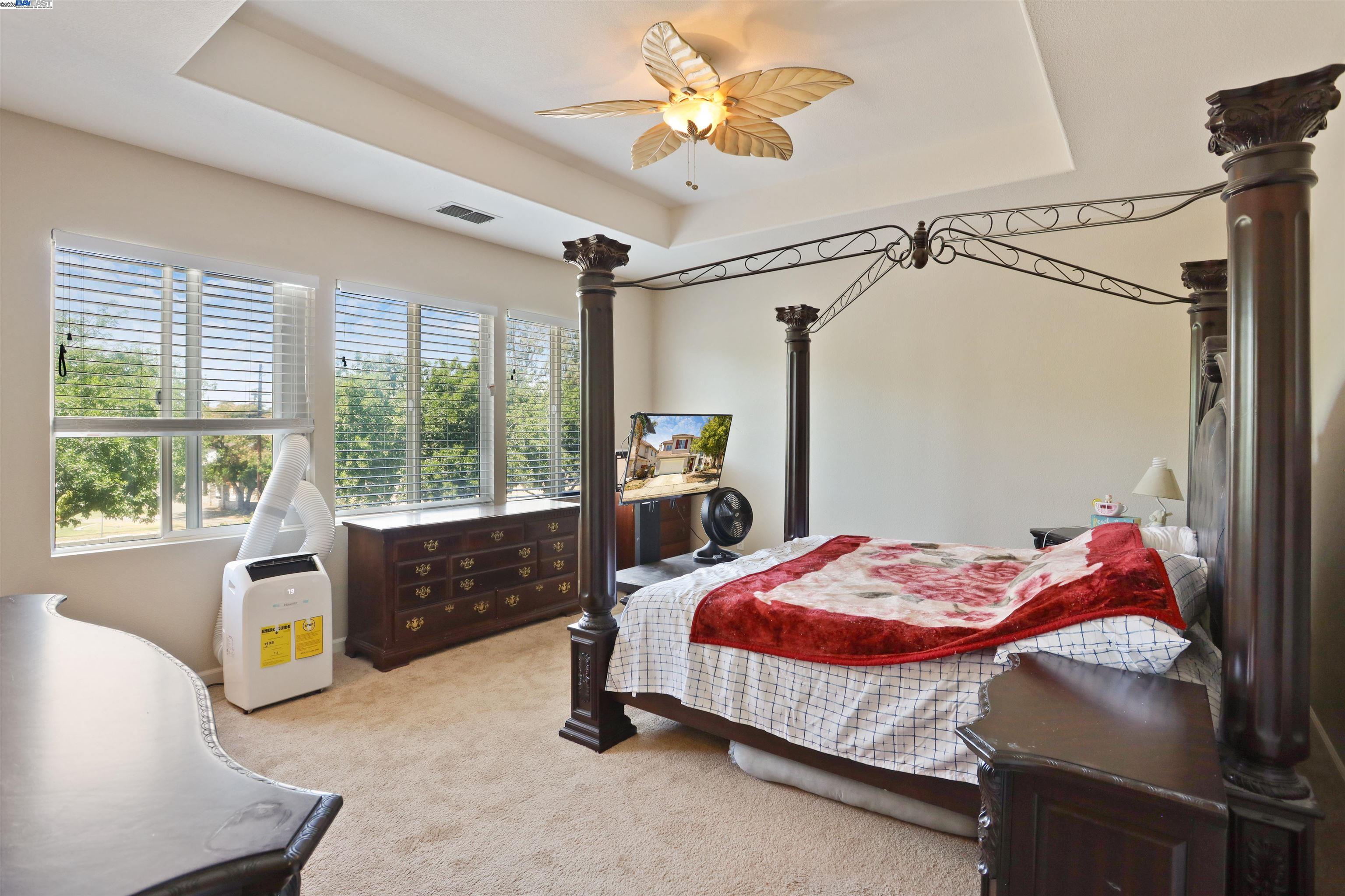 Detail Gallery Image 24 of 43 For 1841 Oregano Way, Tracy,  CA 95376-6727 - 5 Beds | 3 Baths