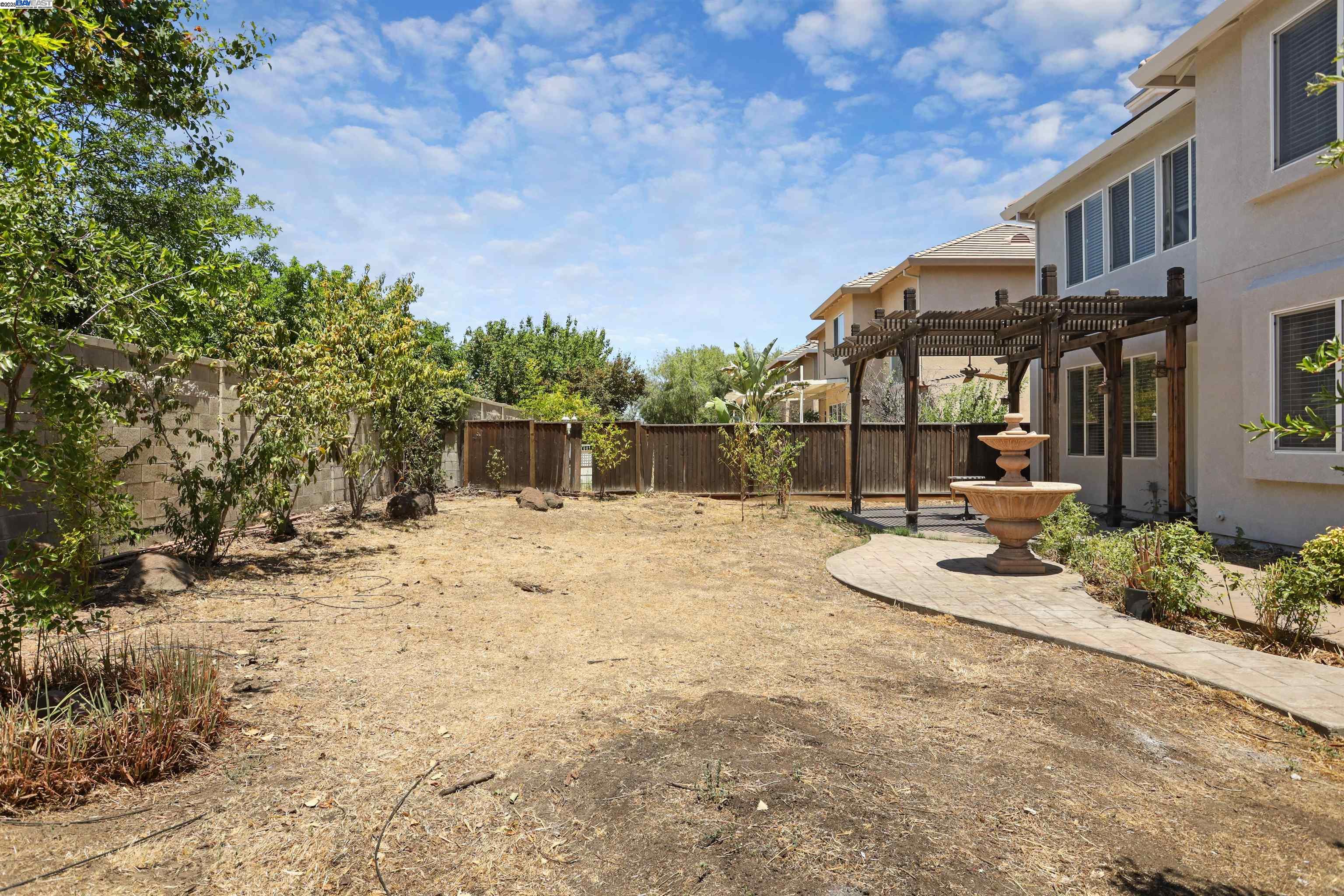 Detail Gallery Image 41 of 43 For 1841 Oregano Way, Tracy,  CA 95376-6727 - 5 Beds | 3 Baths