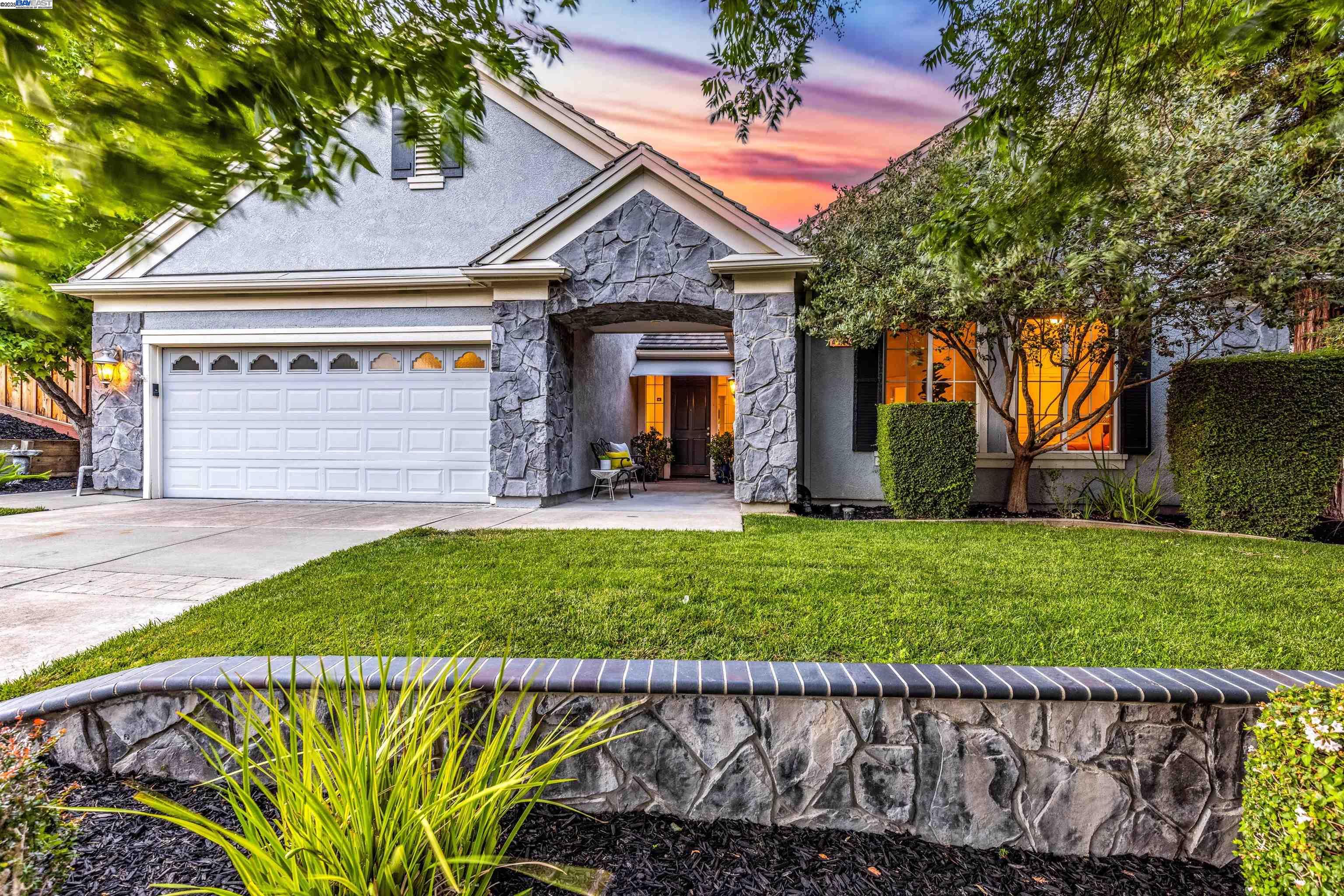 Detail Gallery Image 1 of 1 For 4244 Milton Way, Livermore,  CA 94551 - 4 Beds | 2 Baths
