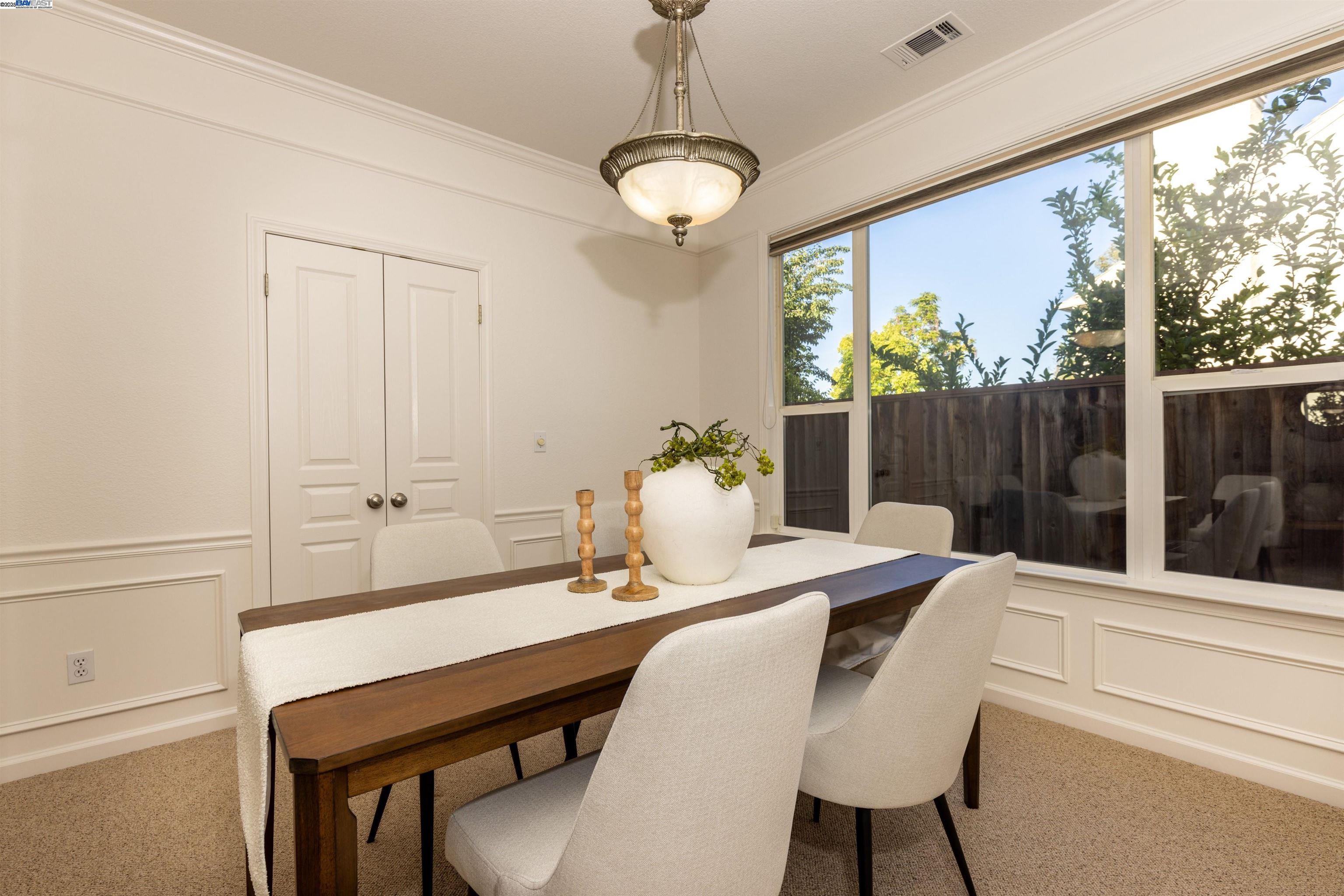 Detail Gallery Image 12 of 57 For 4244 Milton Way, Livermore,  CA 94551 - 4 Beds | 2 Baths