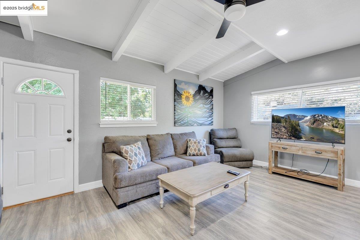Detail Gallery Image 7 of 48 For 18189 N 5th Ave, Jamestown,  CA 95327 - – Beds | – Baths