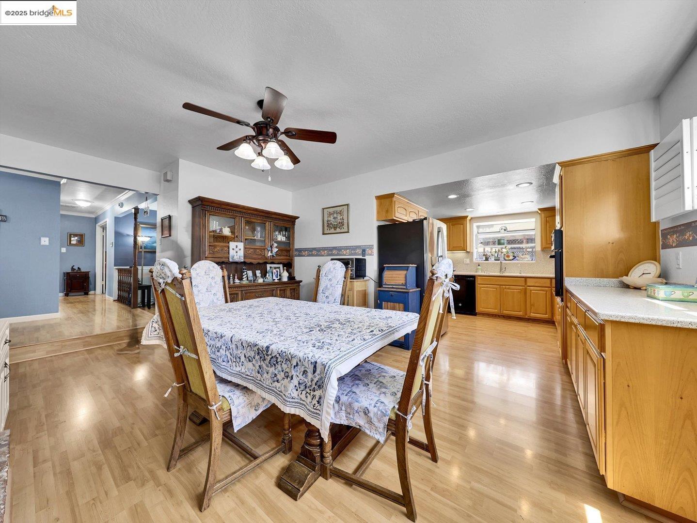 Detail Gallery Image 13 of 33 For 3326 Hacienda Way, Antioch,  CA 94509 - 3 Beds | 2 Baths