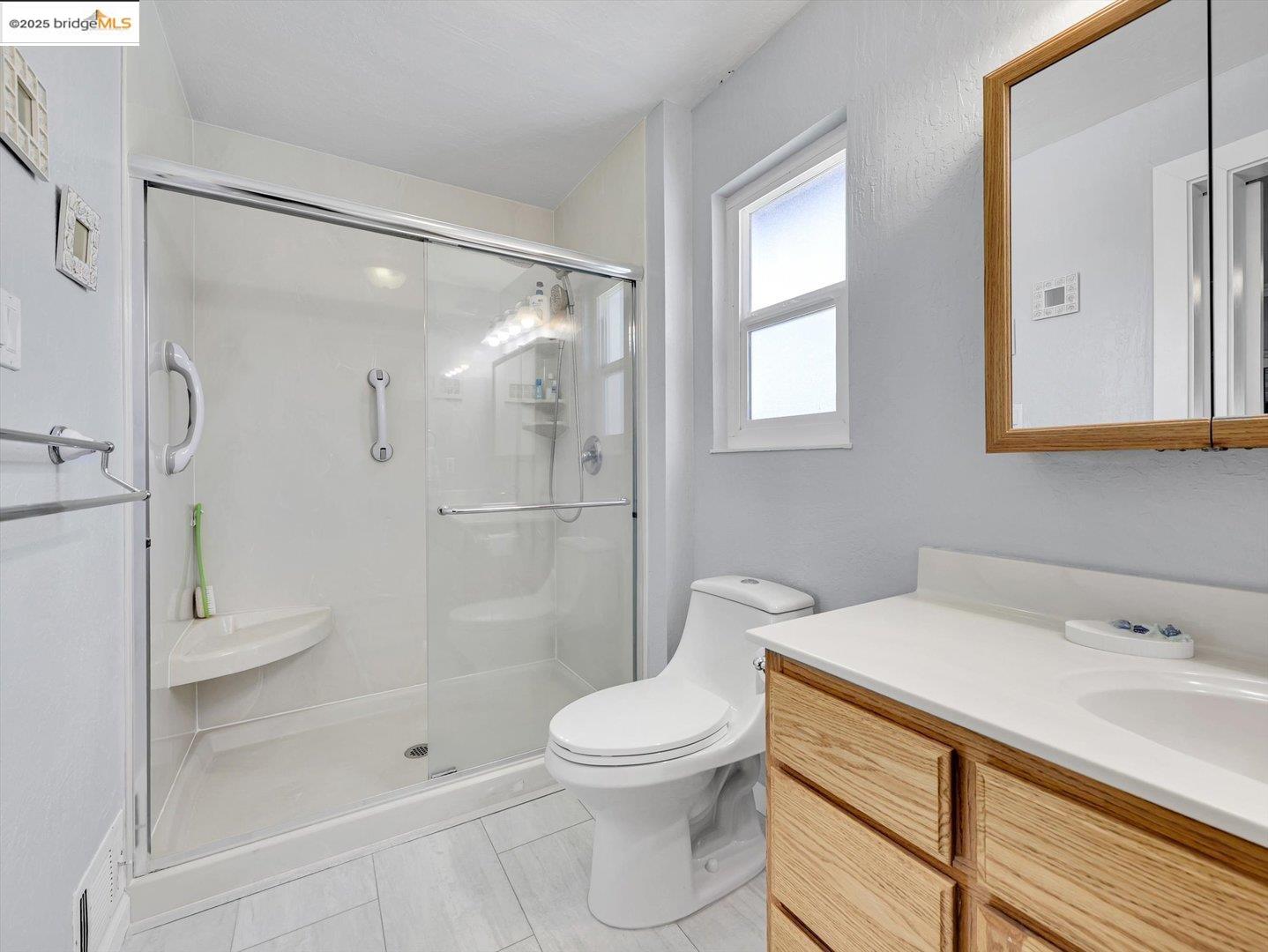 Detail Gallery Image 19 of 33 For 3326 Hacienda Way, Antioch,  CA 94509 - 3 Beds | 2 Baths