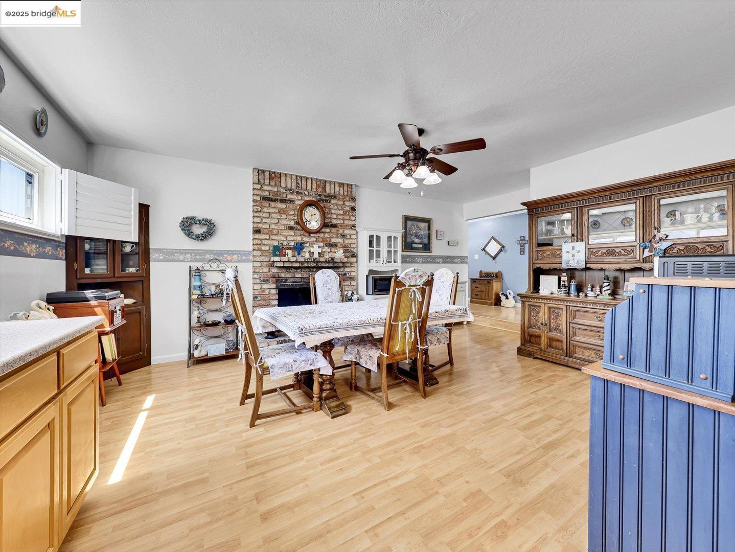 Detail Gallery Image 10 of 33 For 3326 Hacienda Way, Antioch,  CA 94509 - 3 Beds | 2 Baths
