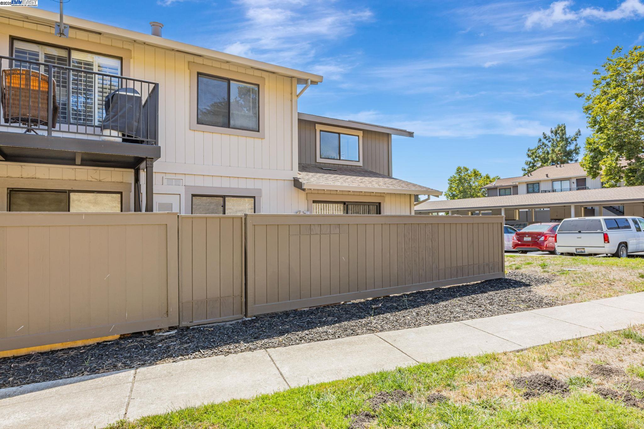 Photo #30: 41103459 Listing: Photo #30