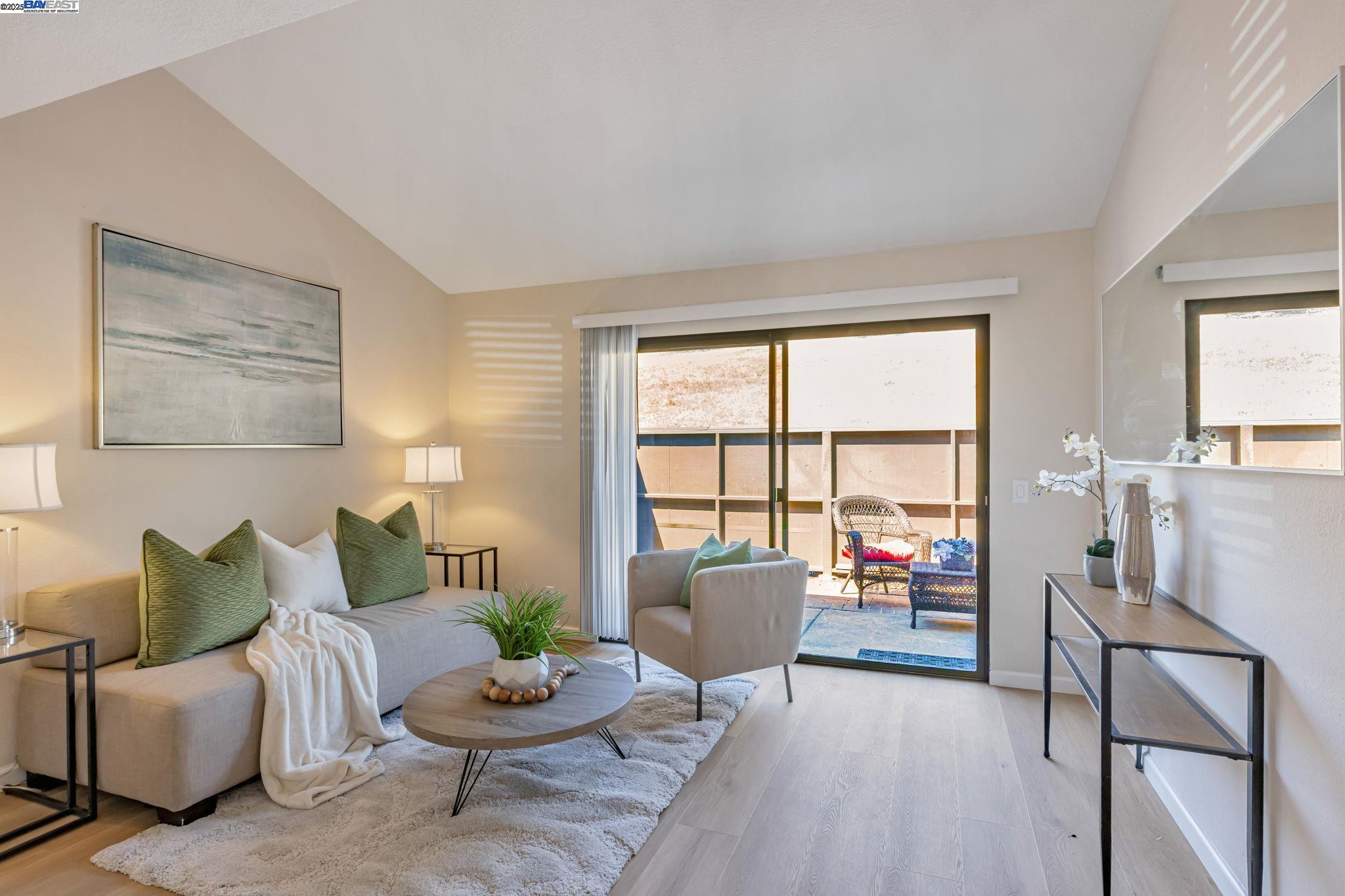 Photo #4: 41103459 Listing 