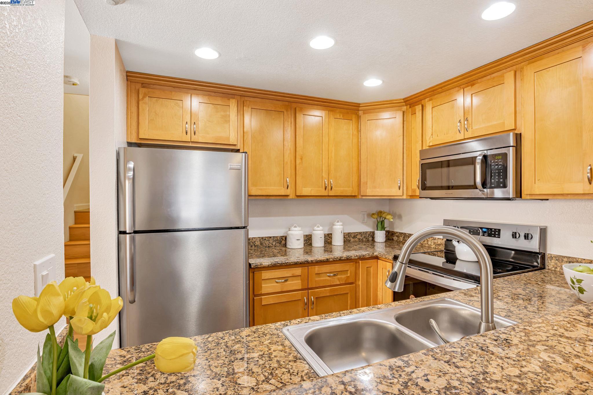 Photo #7: 41103459 Listing: Photo #7
