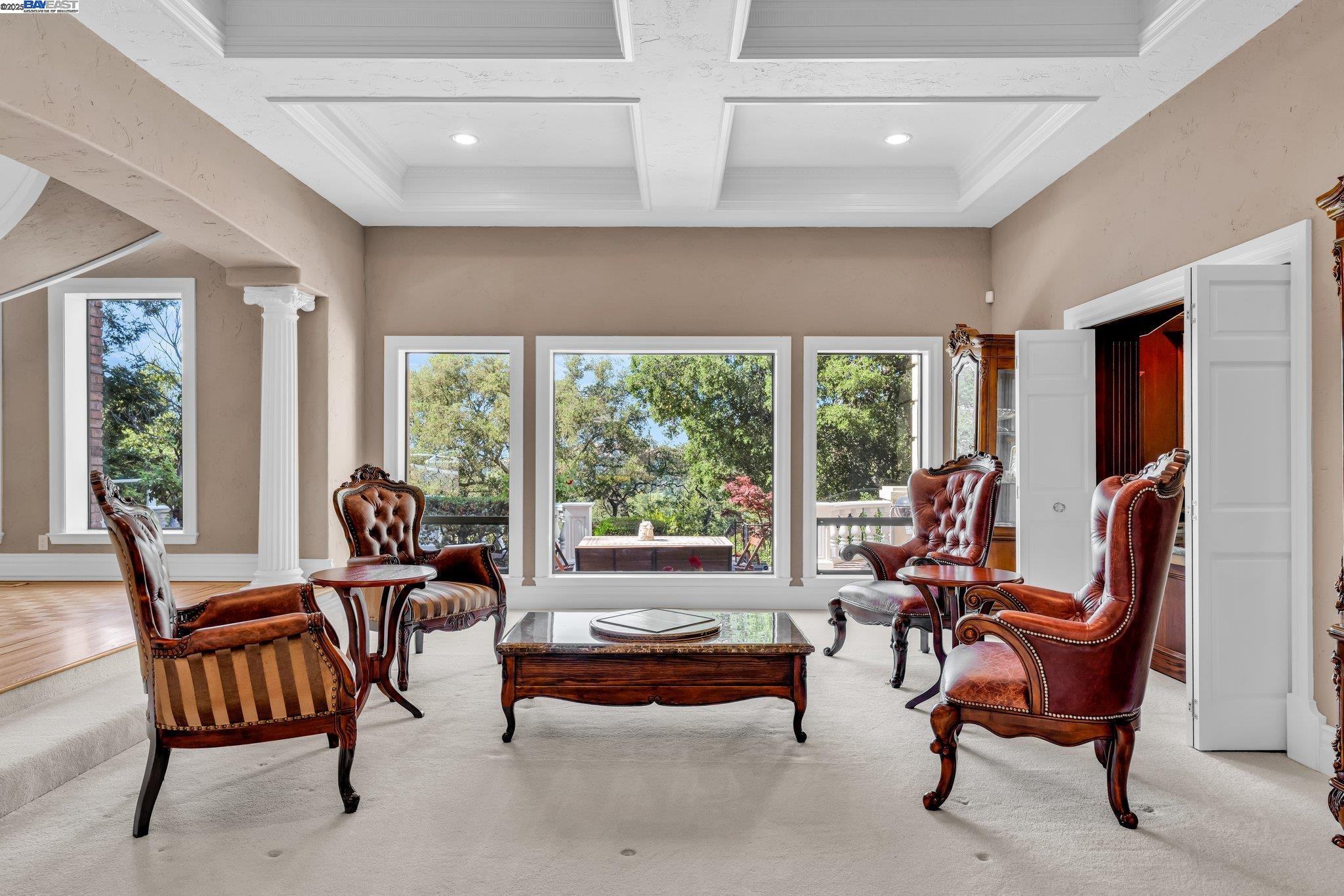 Detail Gallery Image 13 of 56 For 219 Valley Oaks Dr, Alamo,  CA 94507 - 4 Beds | 4/1 Baths