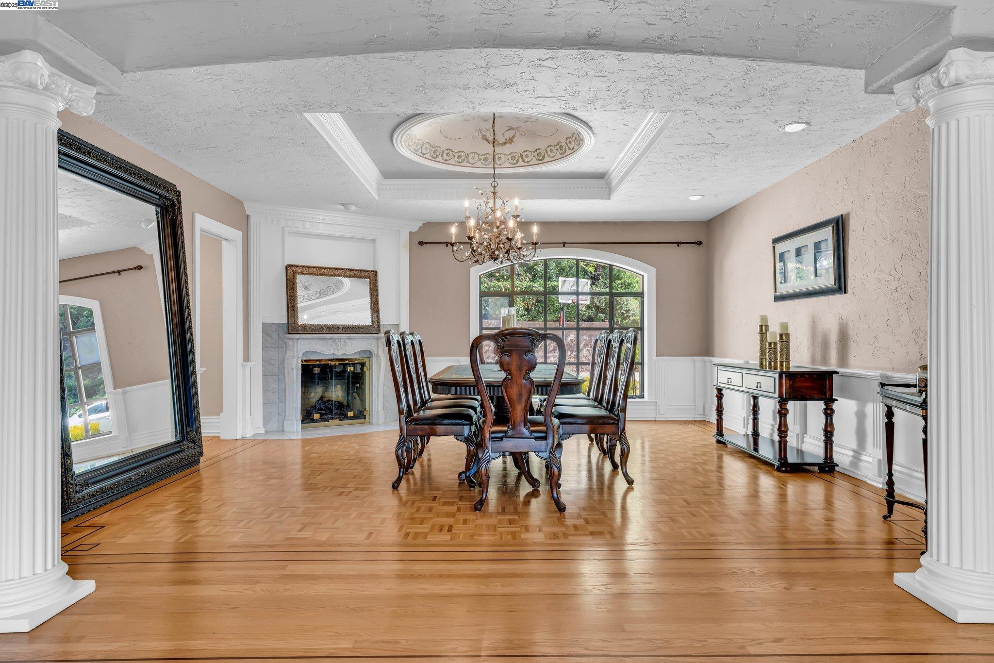 Detail Gallery Image 15 of 56 For 219 Valley Oaks Dr, Alamo,  CA 94507 - 4 Beds | 4/1 Baths