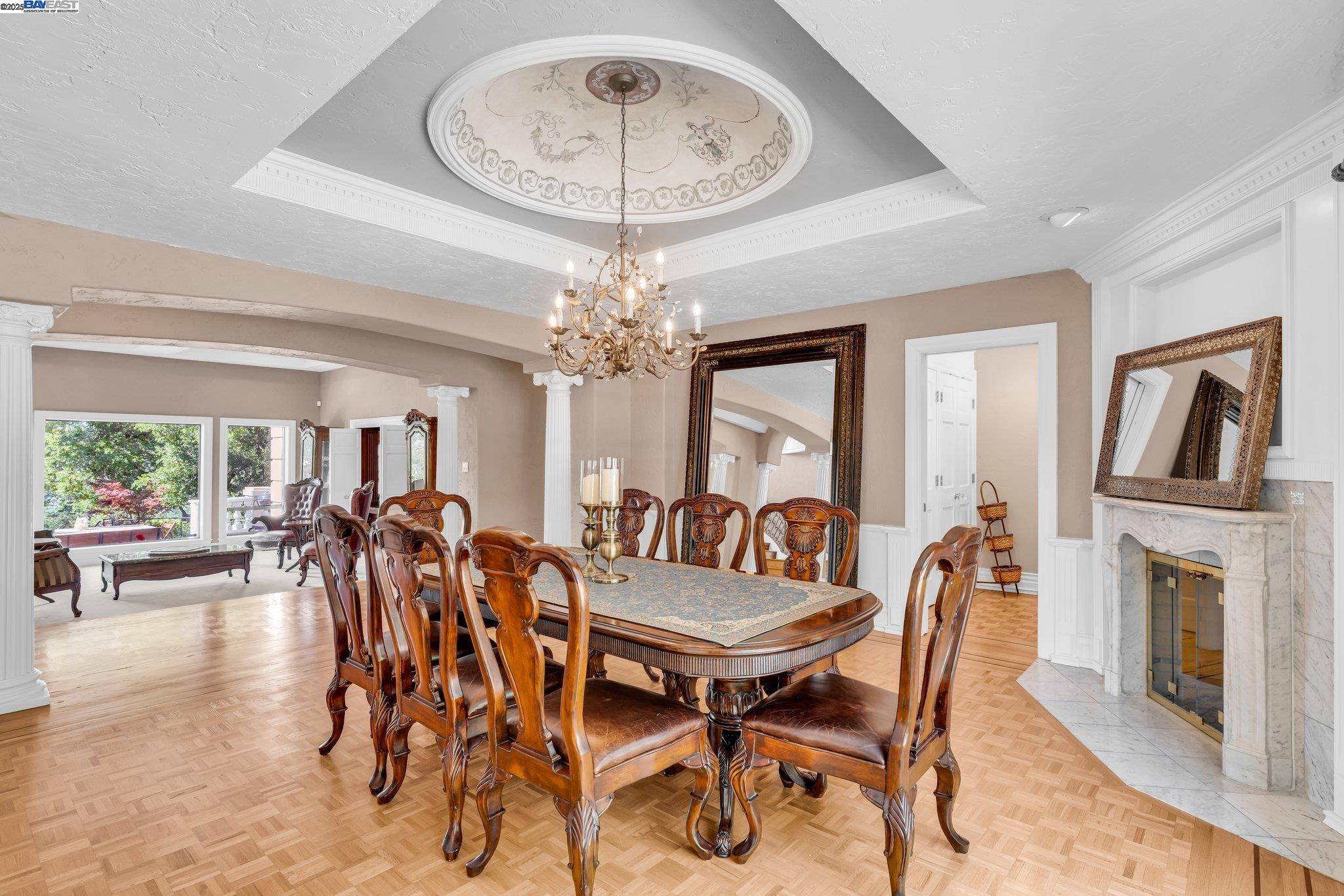 Detail Gallery Image 16 of 56 For 219 Valley Oaks Dr, Alamo,  CA 94507 - 4 Beds | 4/1 Baths