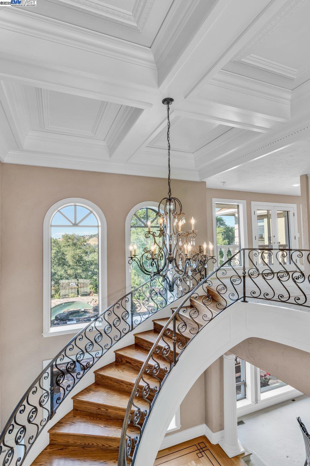Detail Gallery Image 8 of 56 For 219 Valley Oaks Dr, Alamo,  CA 94507 - 4 Beds | 4/1 Baths