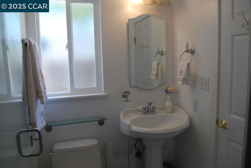 2118 San Rafael Ave, Santa Clara, California 95051, 3 Bedrooms Bedrooms, 5 Rooms Rooms,2 BathroomsBathrooms,Residential Lease,For Rent,2118 San Rafael Ave,41103464