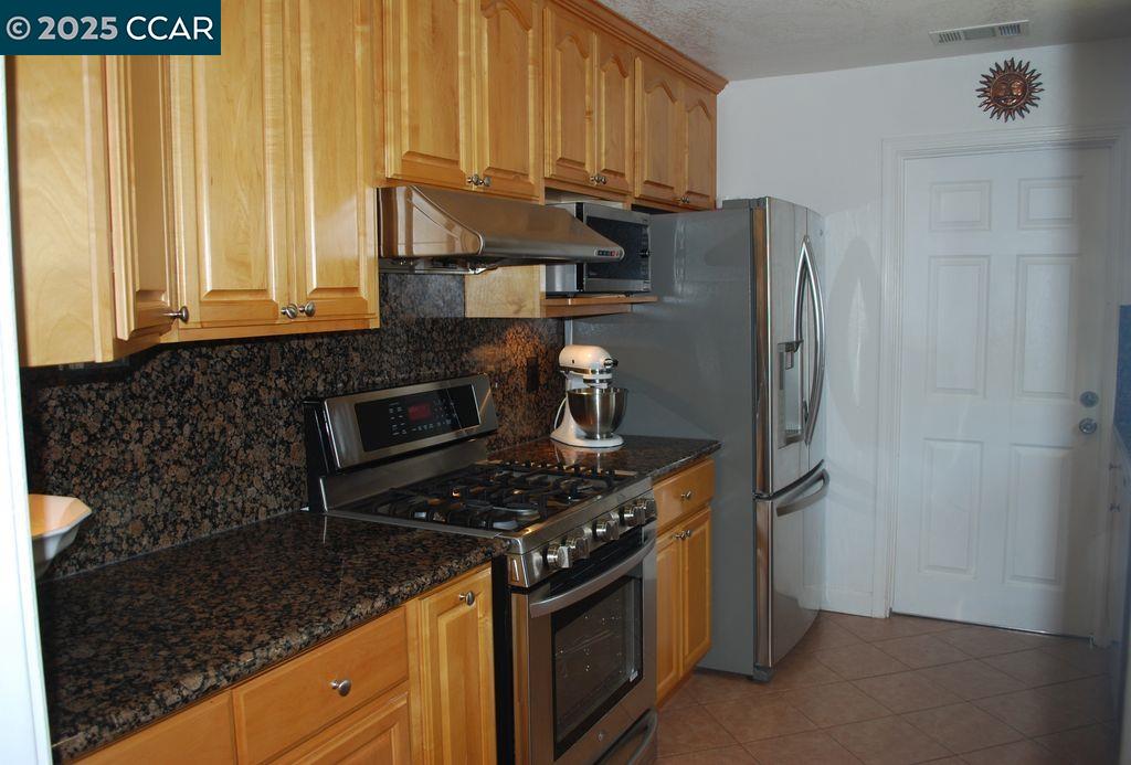 2118 San Rafael Ave, Santa Clara, California 95051, 3 Bedrooms Bedrooms, 5 Rooms Rooms,2 BathroomsBathrooms,Residential Lease,For Rent,2118 San Rafael Ave,41103464