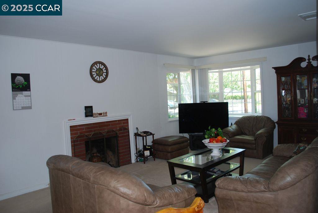 2118 San Rafael Ave, Santa Clara, California 95051, 3 Bedrooms Bedrooms, 5 Rooms Rooms,2 BathroomsBathrooms,Residential Lease,For Rent,2118 San Rafael Ave,41103464