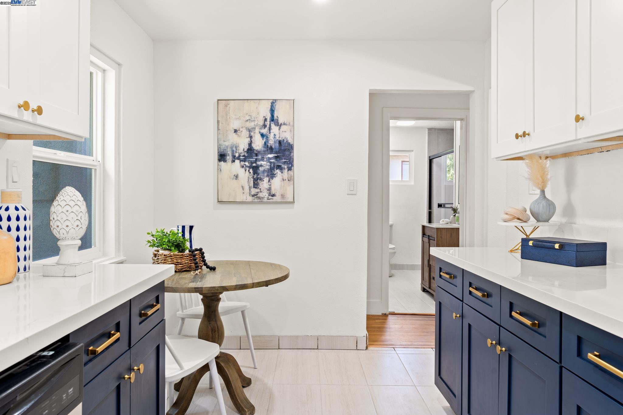 Detail Gallery Image 15 of 35 For 2726 De Ovan Ave, Stockton,  CA 95204 - 3 Beds | 2 Baths