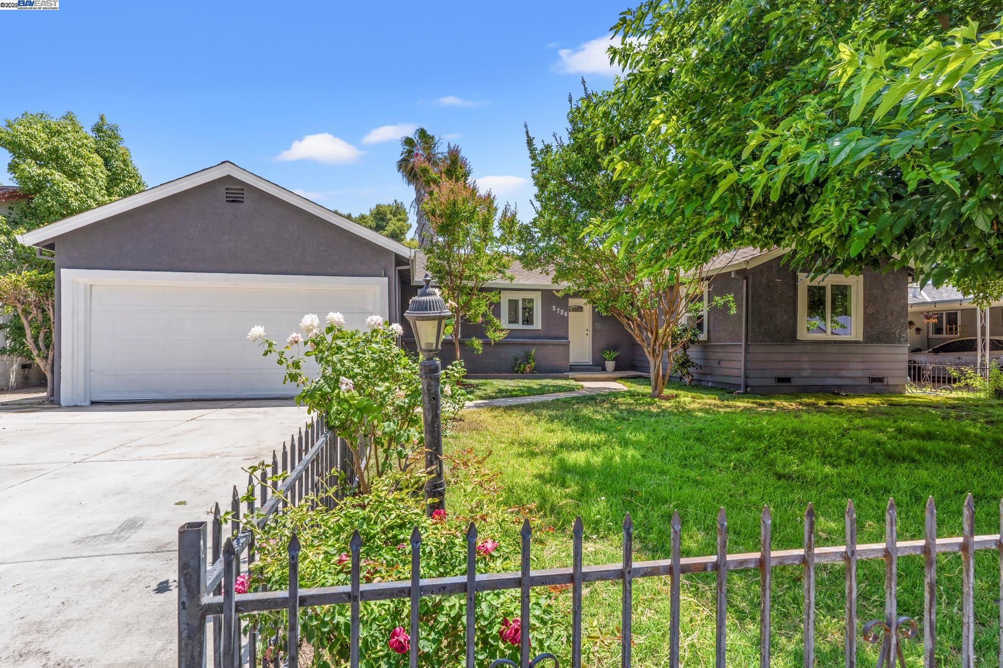 Detail Gallery Image 18 of 35 For 2726 De Ovan Ave, Stockton,  CA 95204 - 3 Beds | 2 Baths