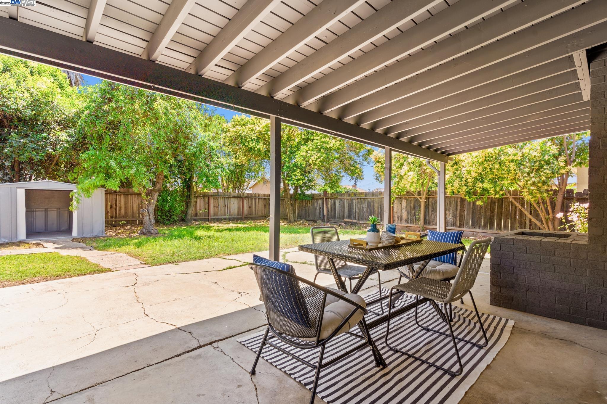 Detail Gallery Image 27 of 35 For 2726 De Ovan Ave, Stockton,  CA 95204 - 3 Beds | 2 Baths