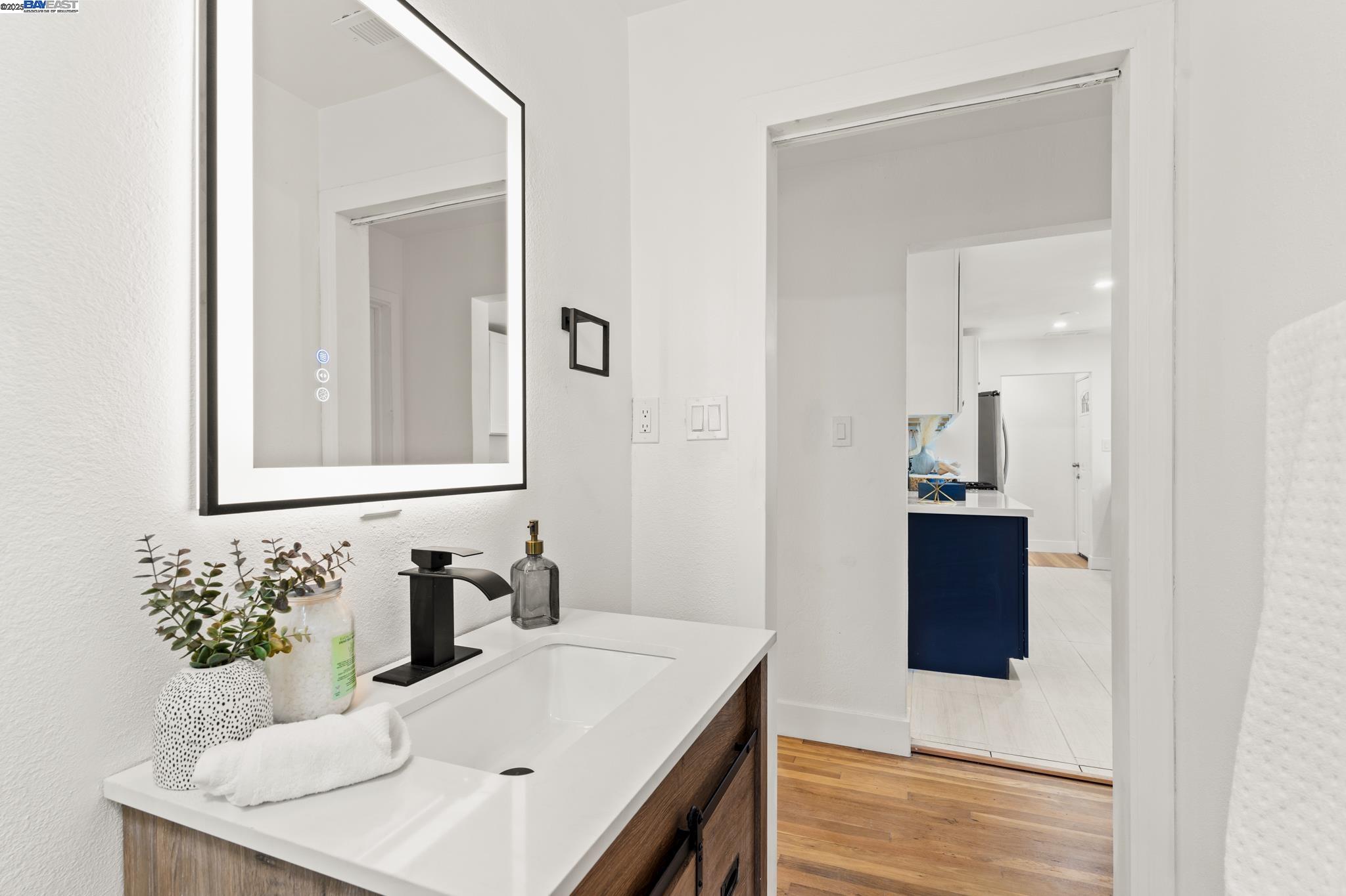 Detail Gallery Image 30 of 35 For 2726 De Ovan Ave, Stockton,  CA 95204 - 3 Beds | 2 Baths