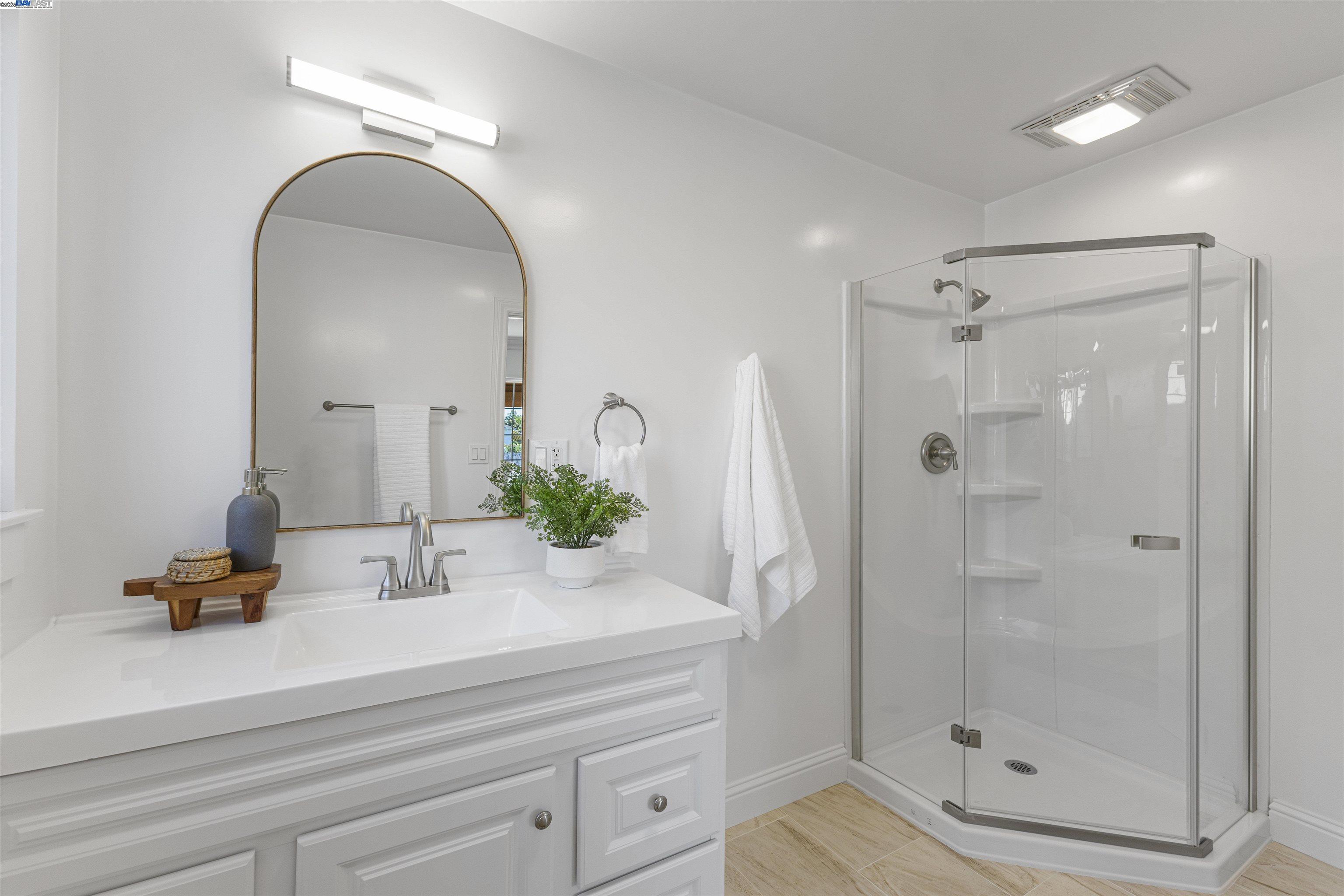 Detail Gallery Image 17 of 38 For 1535 Valley St, San Leandro,  CA 94577 - 3 Beds | 2 Baths