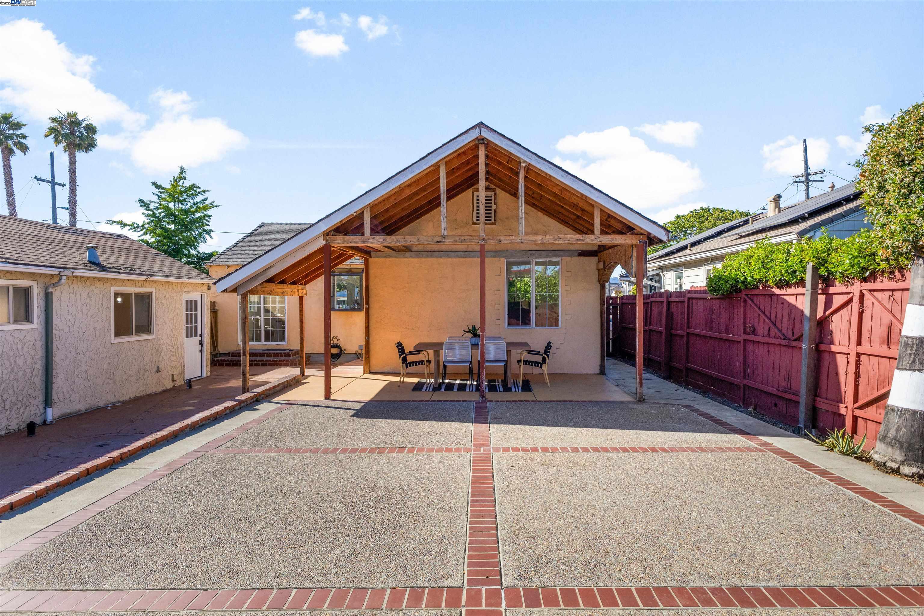 Detail Gallery Image 29 of 38 For 1535 Valley St, San Leandro,  CA 94577 - 3 Beds | 2 Baths