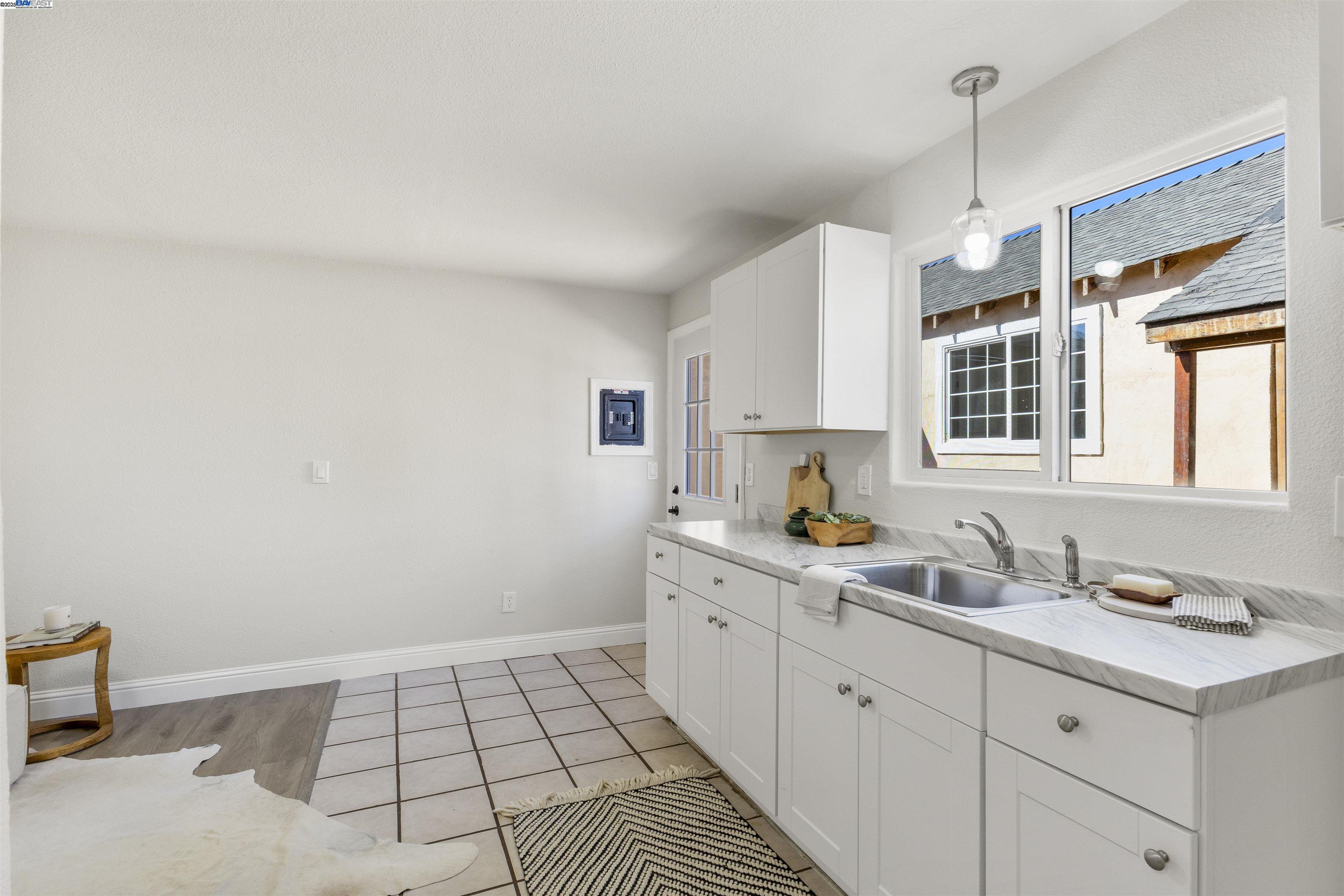 Detail Gallery Image 30 of 38 For 1535 Valley St, San Leandro,  CA 94577 - 3 Beds | 2 Baths