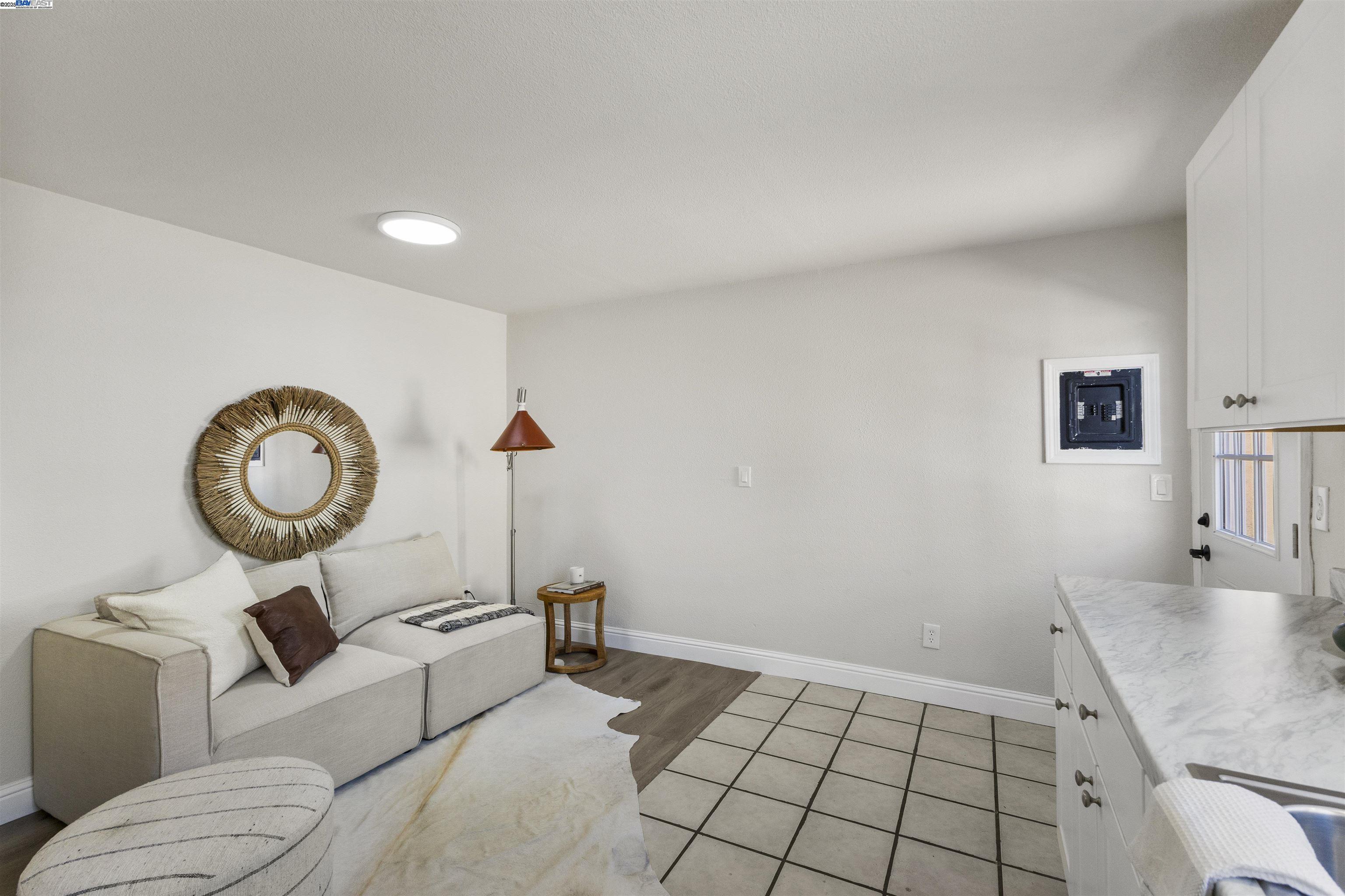 Detail Gallery Image 31 of 38 For 1535 Valley St, San Leandro,  CA 94577 - 3 Beds | 2 Baths