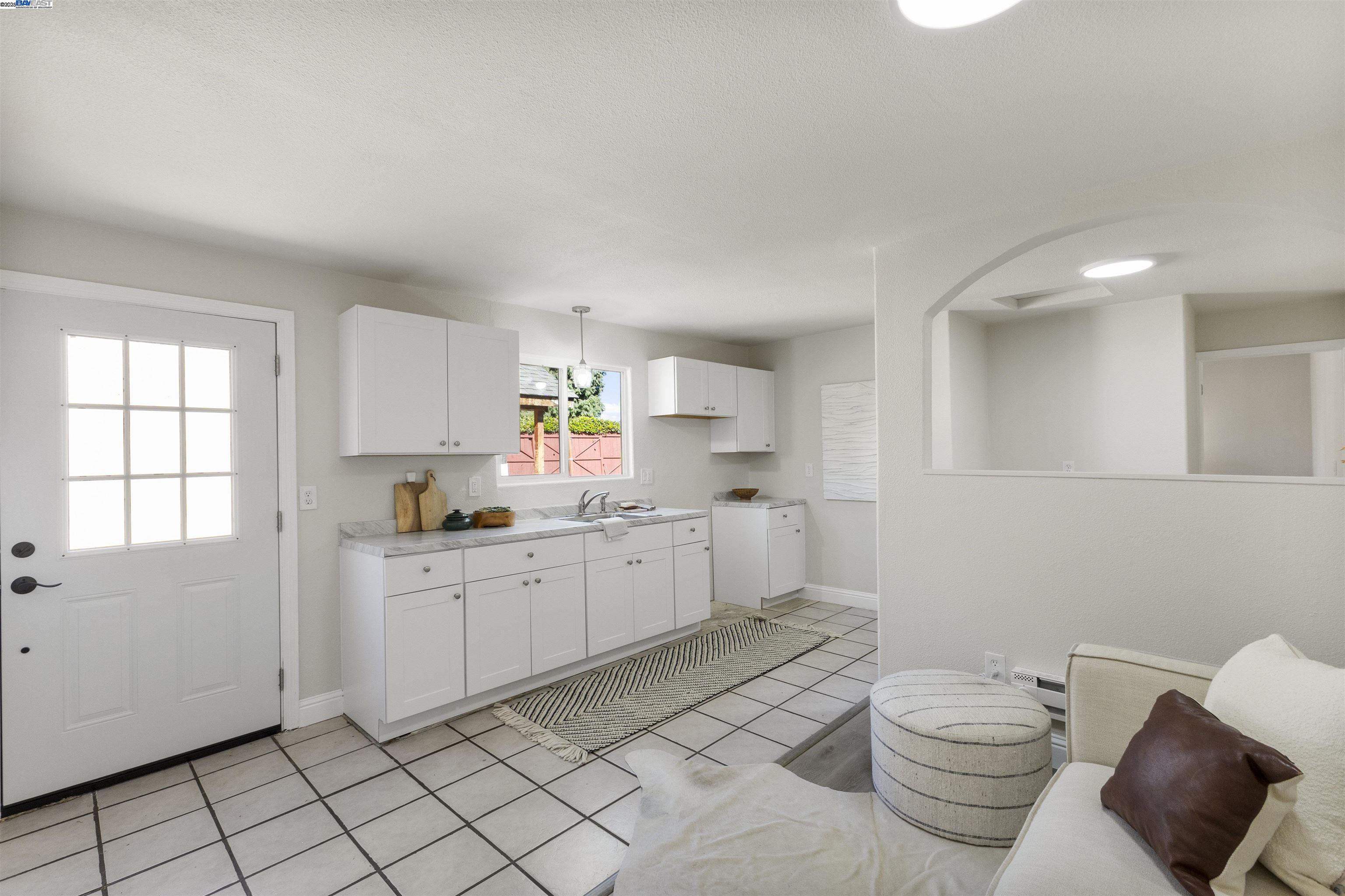 Detail Gallery Image 33 of 38 For 1535 Valley St, San Leandro,  CA 94577 - 3 Beds | 2 Baths