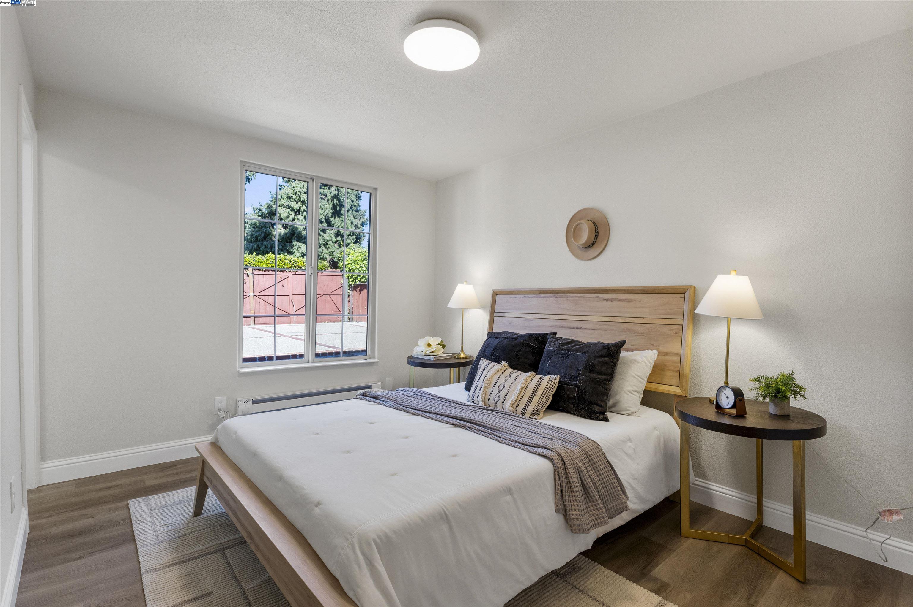 Detail Gallery Image 35 of 38 For 1535 Valley St, San Leandro,  CA 94577 - 3 Beds | 2 Baths