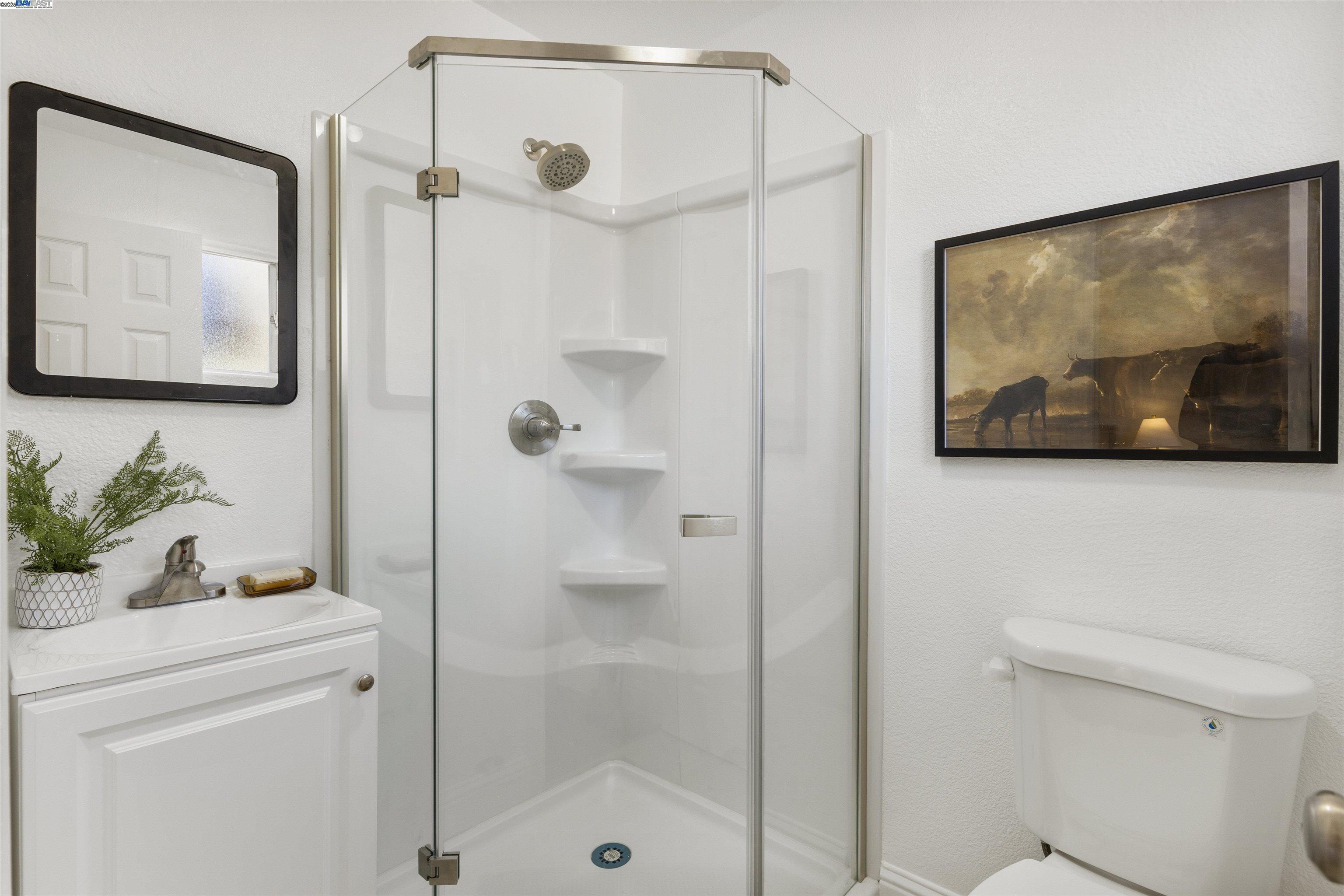 Detail Gallery Image 37 of 38 For 1535 Valley St, San Leandro,  CA 94577 - 3 Beds | 2 Baths