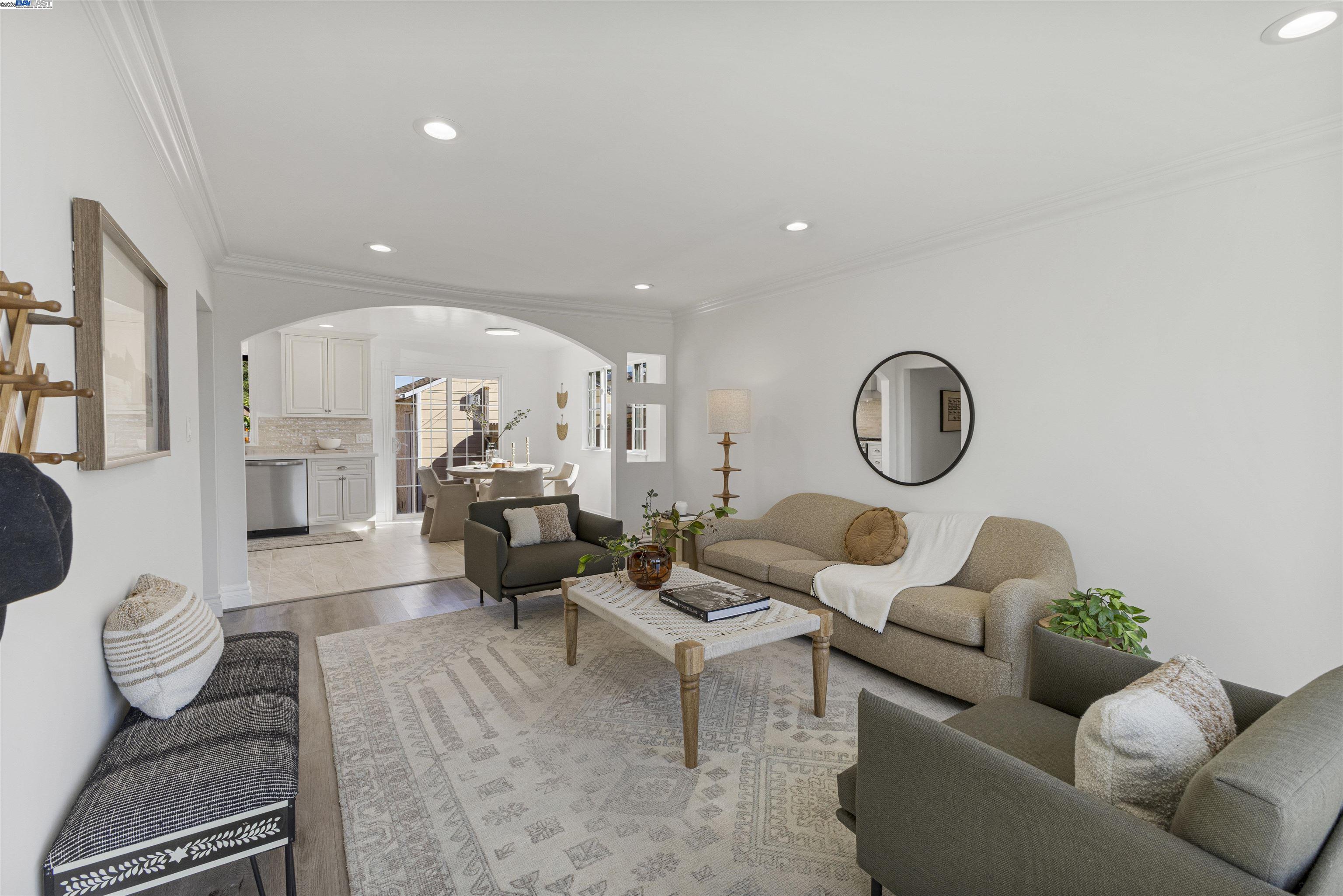 Detail Gallery Image 7 of 38 For 1535 Valley St, San Leandro,  CA 94577 - 3 Beds | 2 Baths