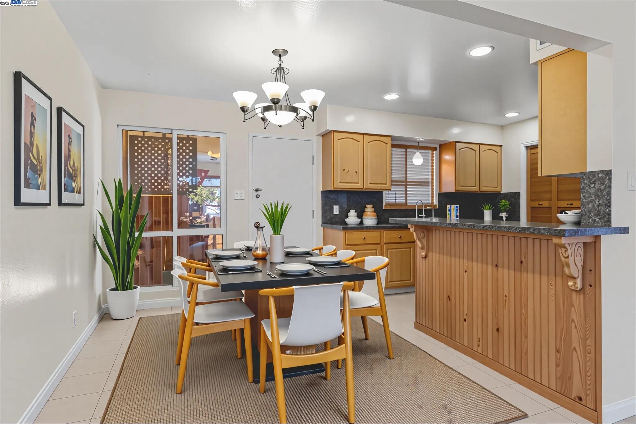 Detail Gallery Image 7 of 32 For 1573 Marina Ct a,  San Mateo,  CA 94403 - 3 Beds | 1 Baths