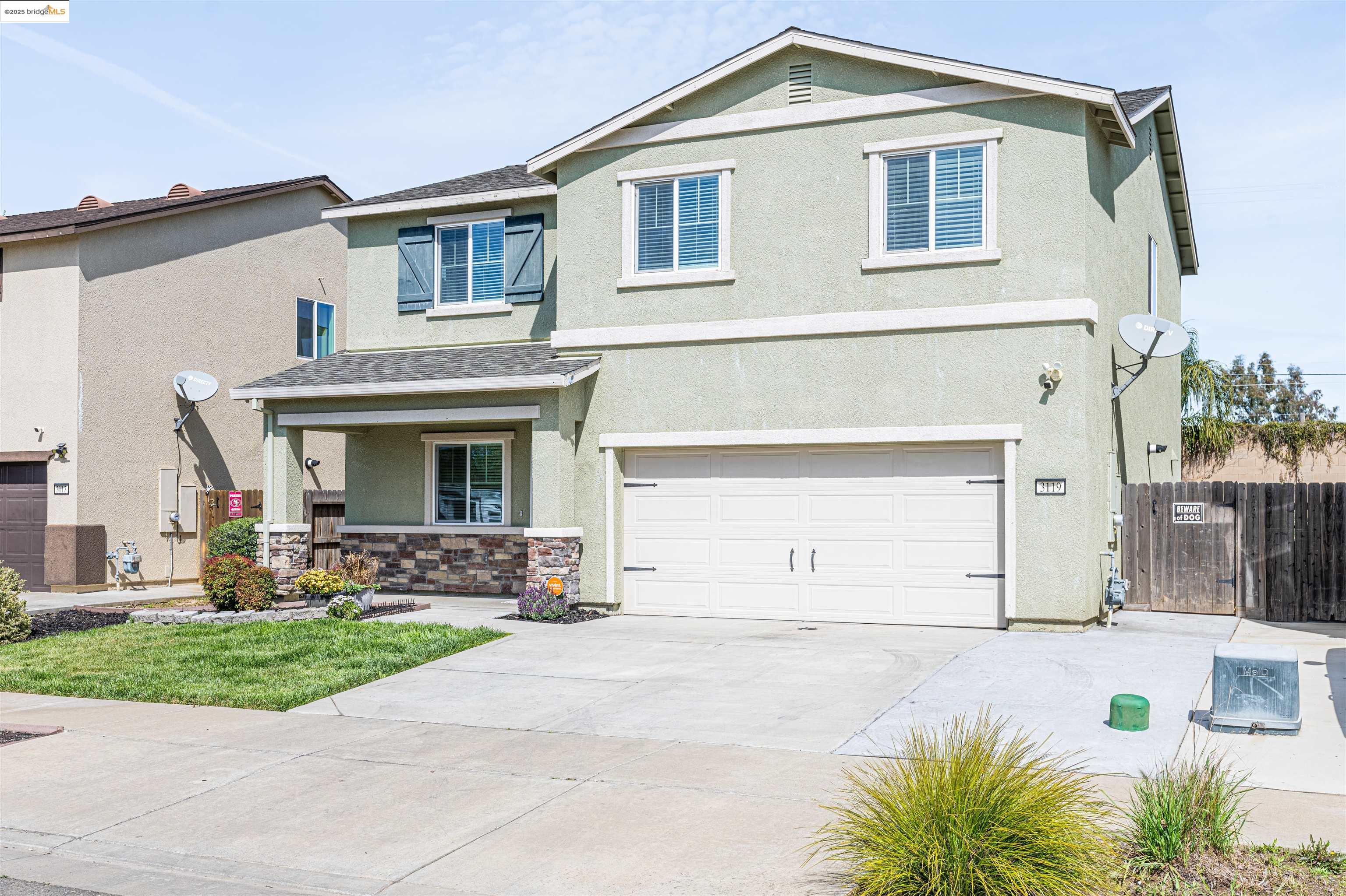 Detail Gallery Image 3 of 36 For 3119 Grizzly St, Merced,  CA 95341-8238 - 4 Beds | 2/1 Baths