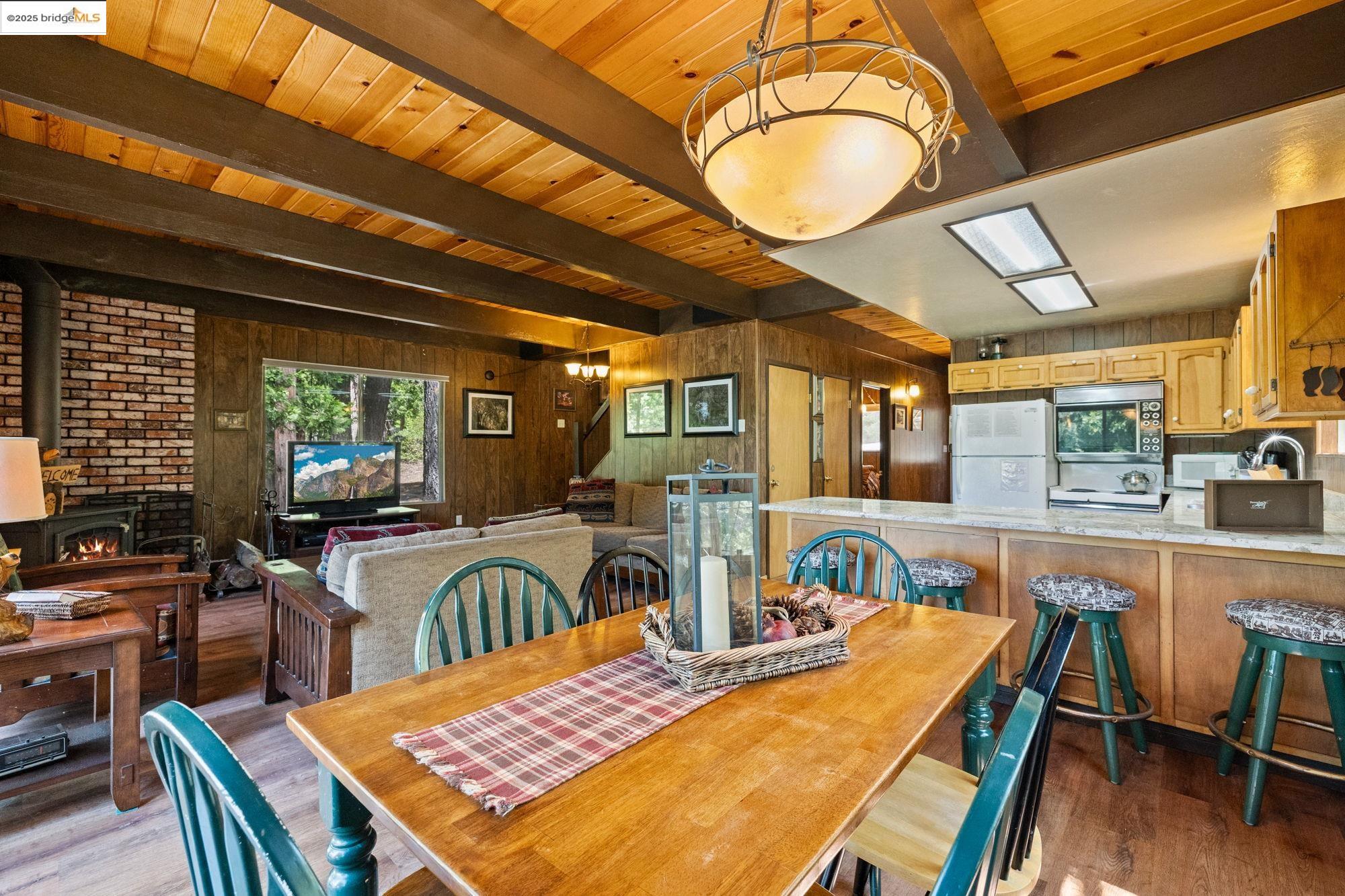 Detail Gallery Image 12 of 29 For 27086 Summerhill Drive, Strawberry,  CA 95375 - 3 Beds | 2/1 Baths