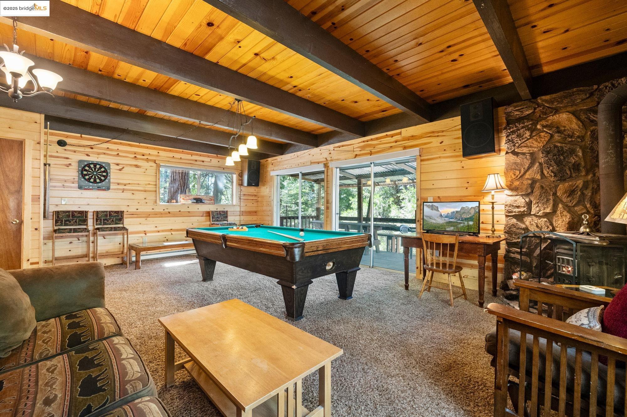 Detail Gallery Image 3 of 29 For 27086 Summerhill Drive, Strawberry,  CA 95375 - 3 Beds | 2/1 Baths