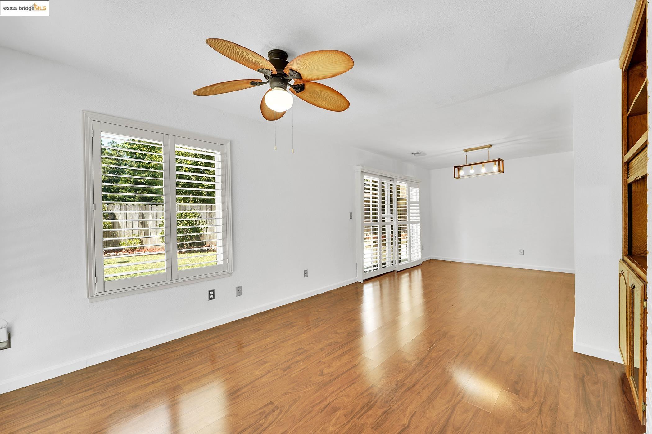 Detail Gallery Image 15 of 43 For 5323 Virtue Arc Dr, Stockton,  CA 95207 - 4 Beds | 2 Baths