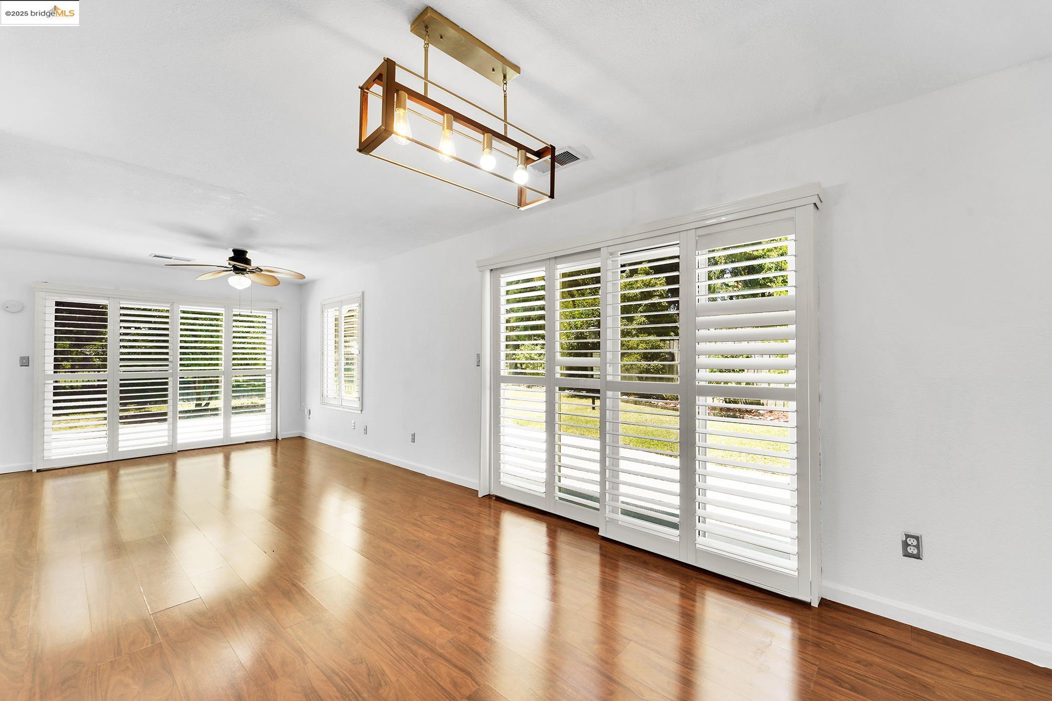 Detail Gallery Image 17 of 43 For 5323 Virtue Arc Dr, Stockton,  CA 95207 - 4 Beds | 2 Baths