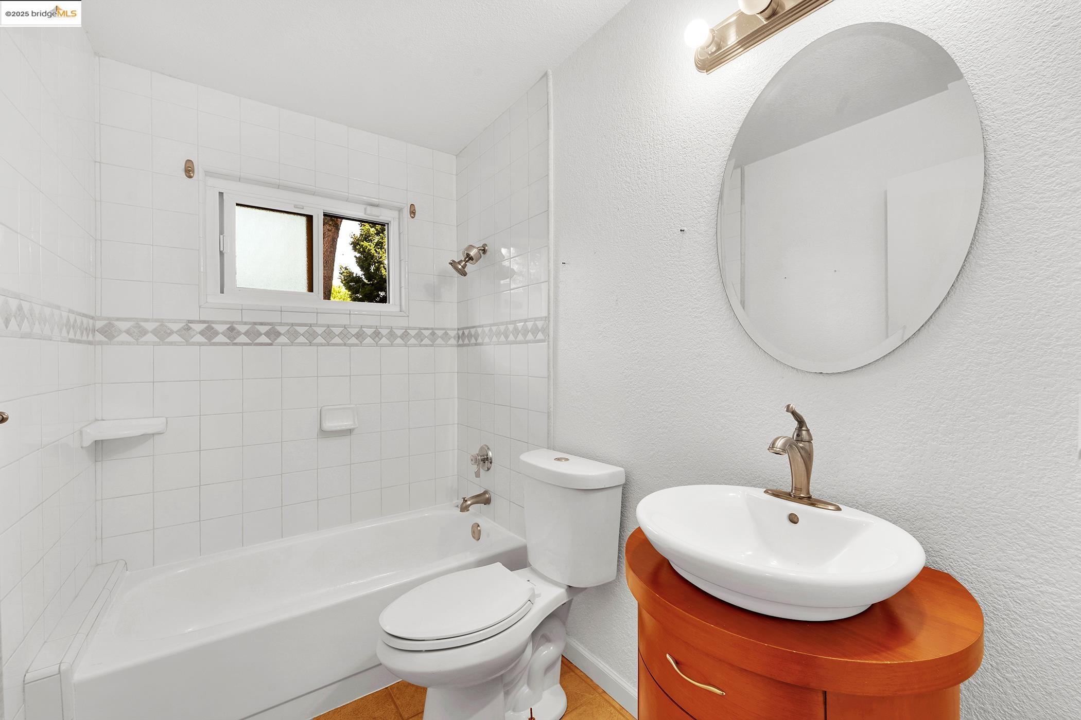 Detail Gallery Image 31 of 43 For 5323 Virtue Arc Dr, Stockton,  CA 95207 - 4 Beds | 2 Baths